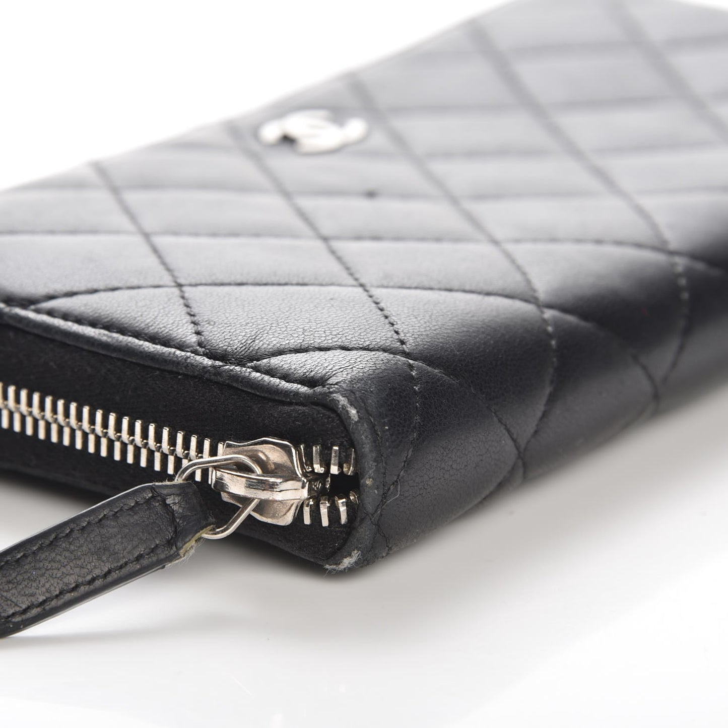 Lambskin Quilted Large Gusset Zip Around Wallet Black