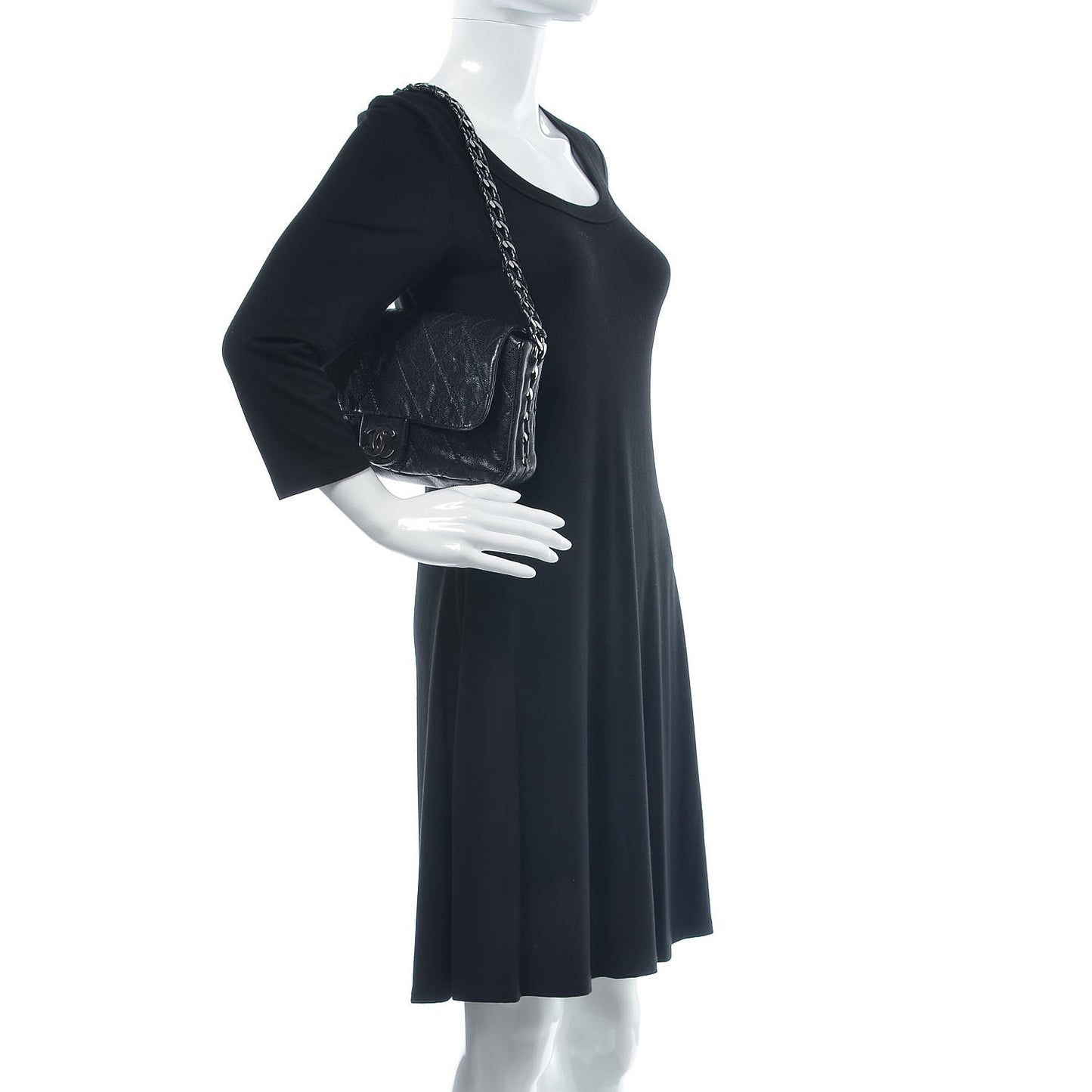 Glazed Caviar Quilted Modern Chain Flap Black