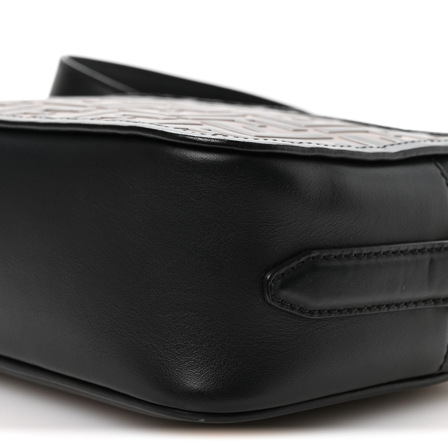 Vitello Century F is Fendi Bi-Color FF 1974 Embossed Camera Case Maya Black