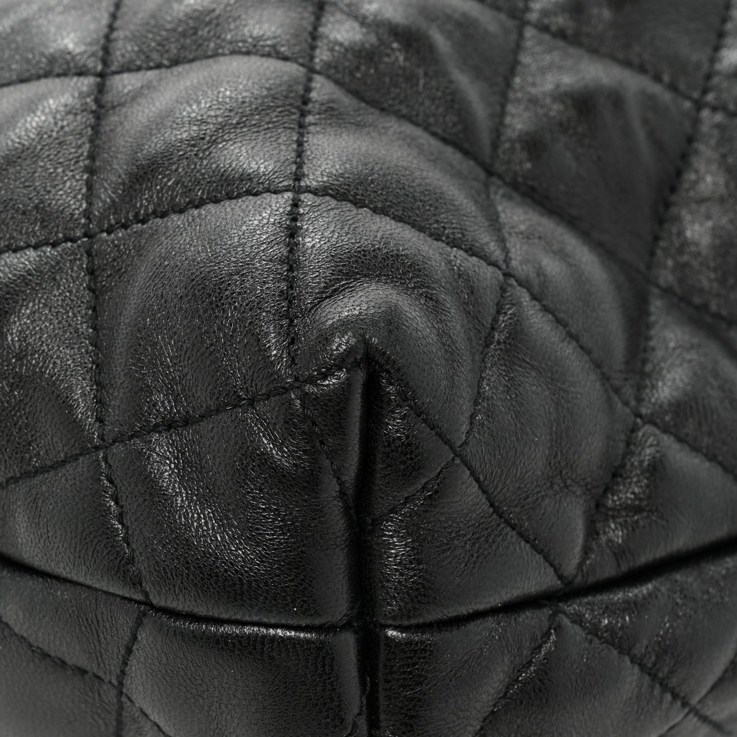 Lambskin Quilted Maxi Icare Shopping Tote Black