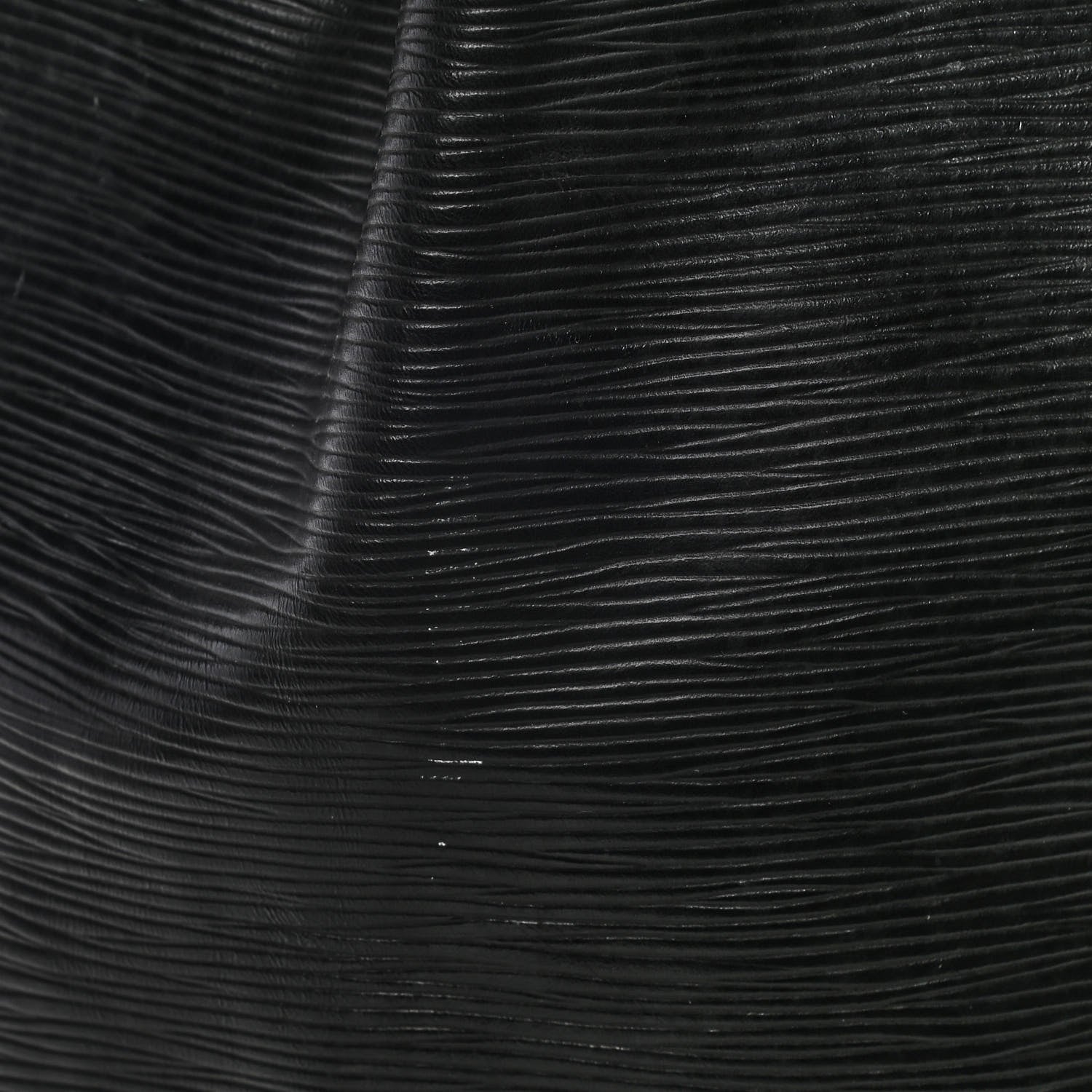Louis Vuitton Epi Noe Black 14 of 25