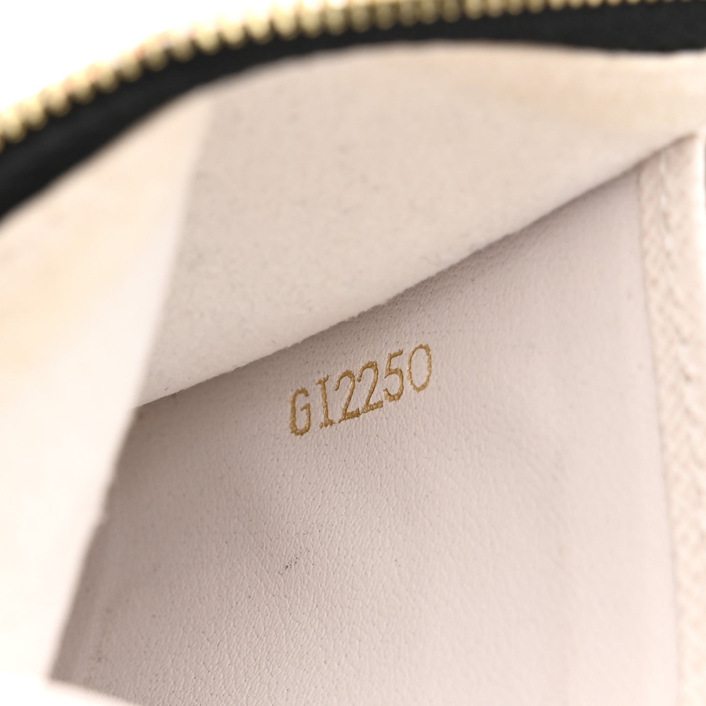 Monogram Giant Crafty Double Zip Pochette Creme Caramel