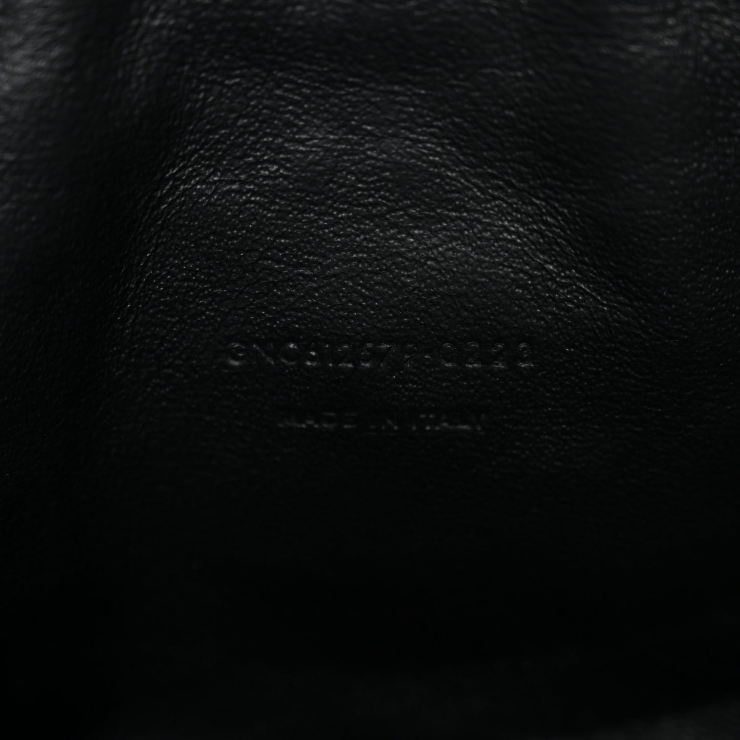 Grain De Poudre Matelasse Monochrome Monogram Mini Lou Camera Bag Black