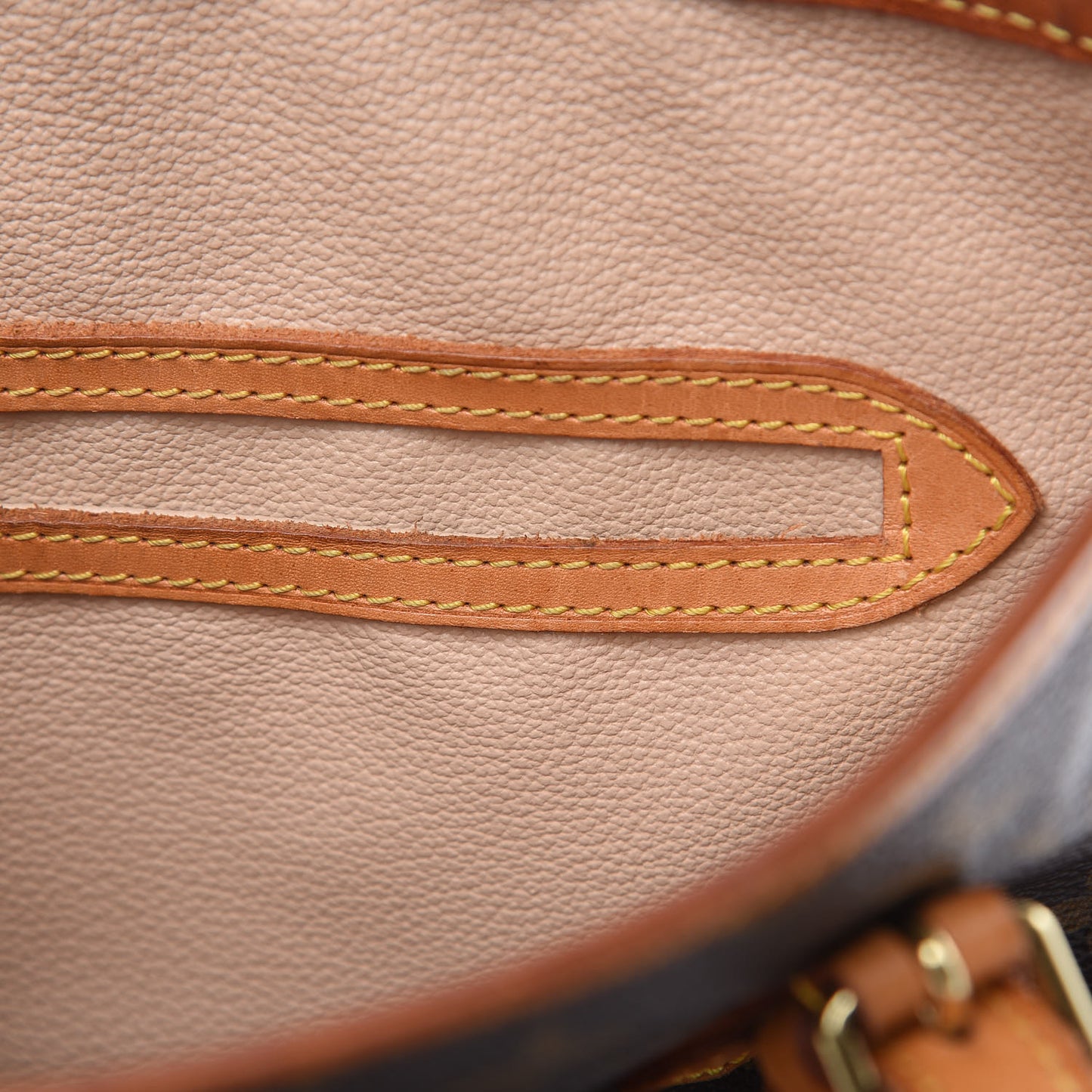 Monogram Petit Bucket 23
