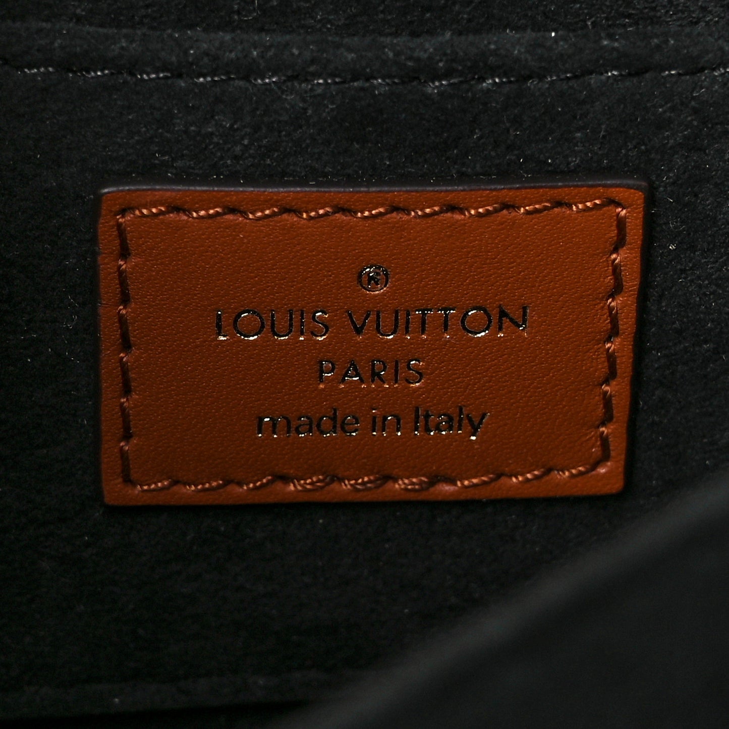 Reverse Monogram Dauphine Mini