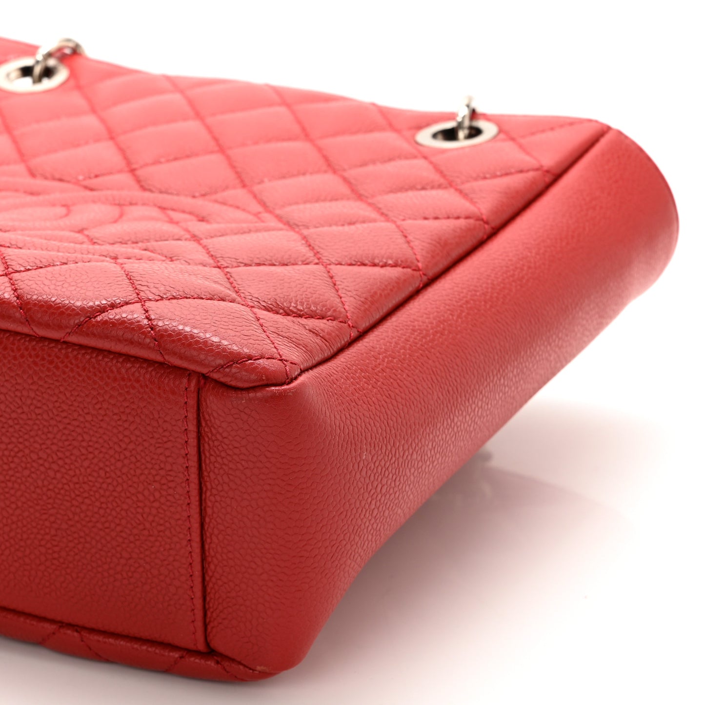 Caviar Quilted Petit Shopping Tote PST Red