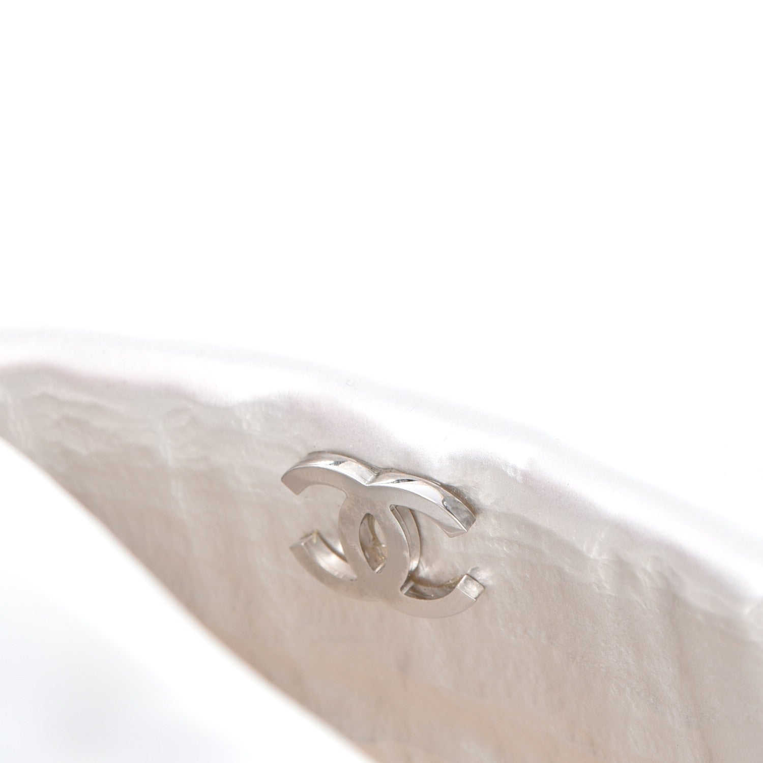 Chanel Plexiglass Conch Shell Minaudiere Clutch Silver 7 of 8
