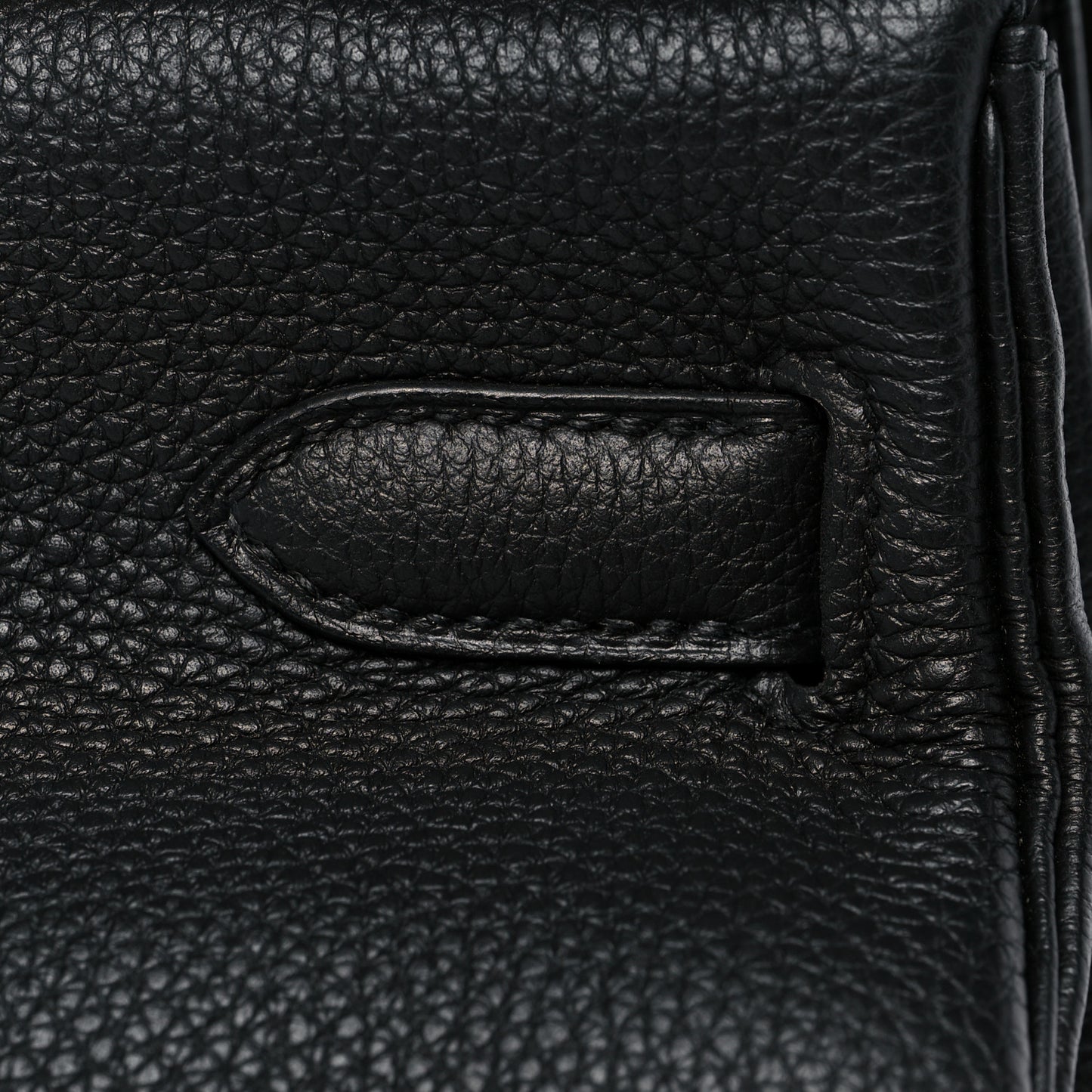 Togo Kelly Retourne 35 Black