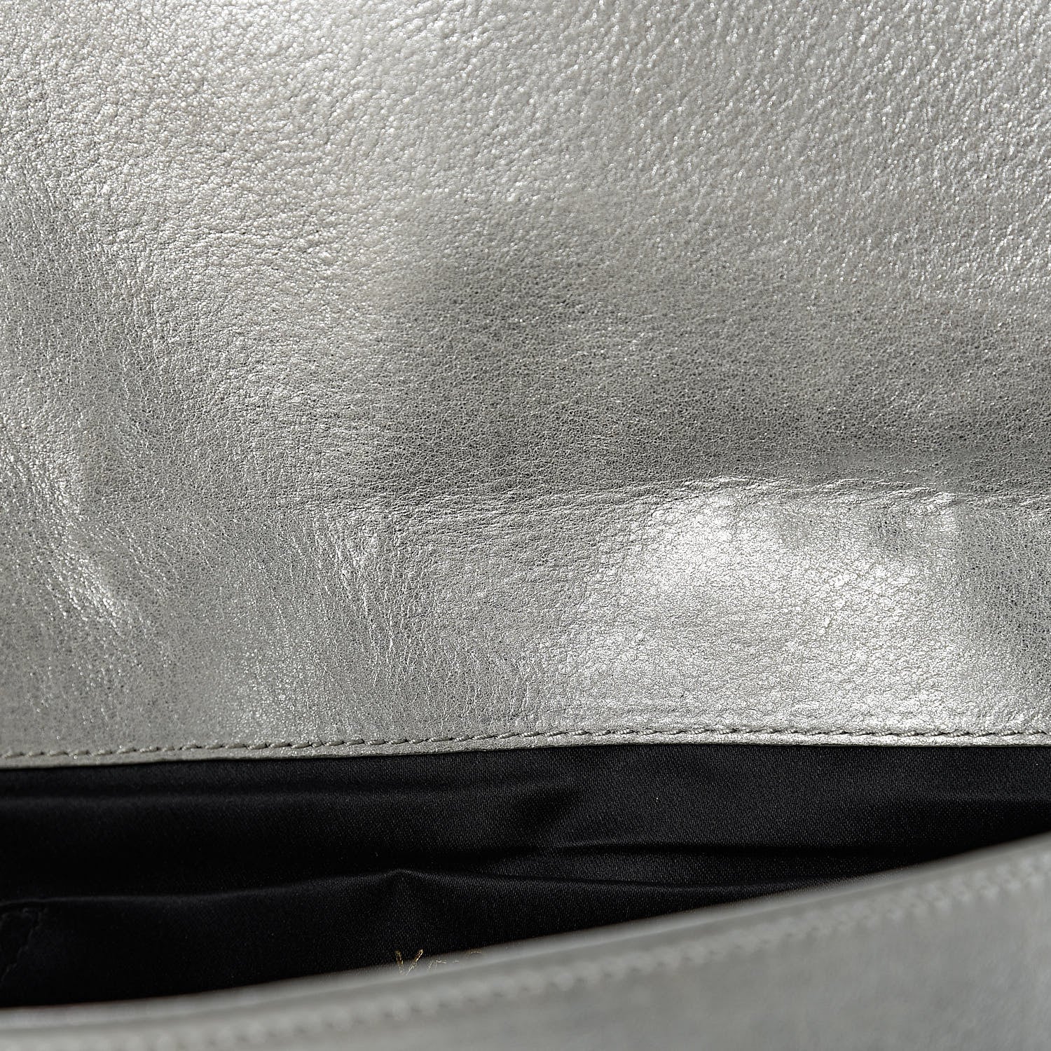 Saint Laurent Metallic Calfskin Monogram Large Belle De Jour Clutch Silver 8 of 9