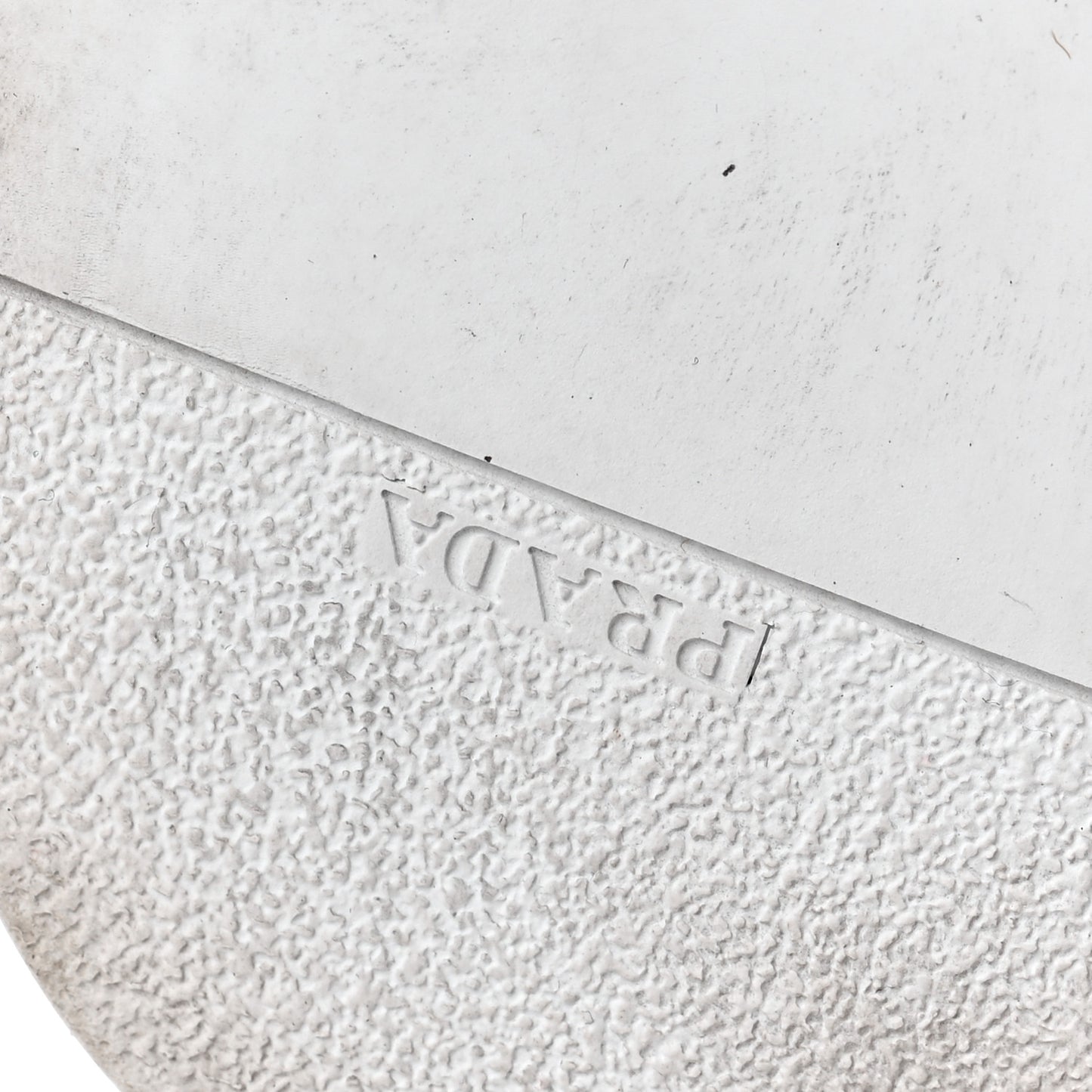 Spazzolato Metal Triangle Logo 50mm Loafers 38.5 White