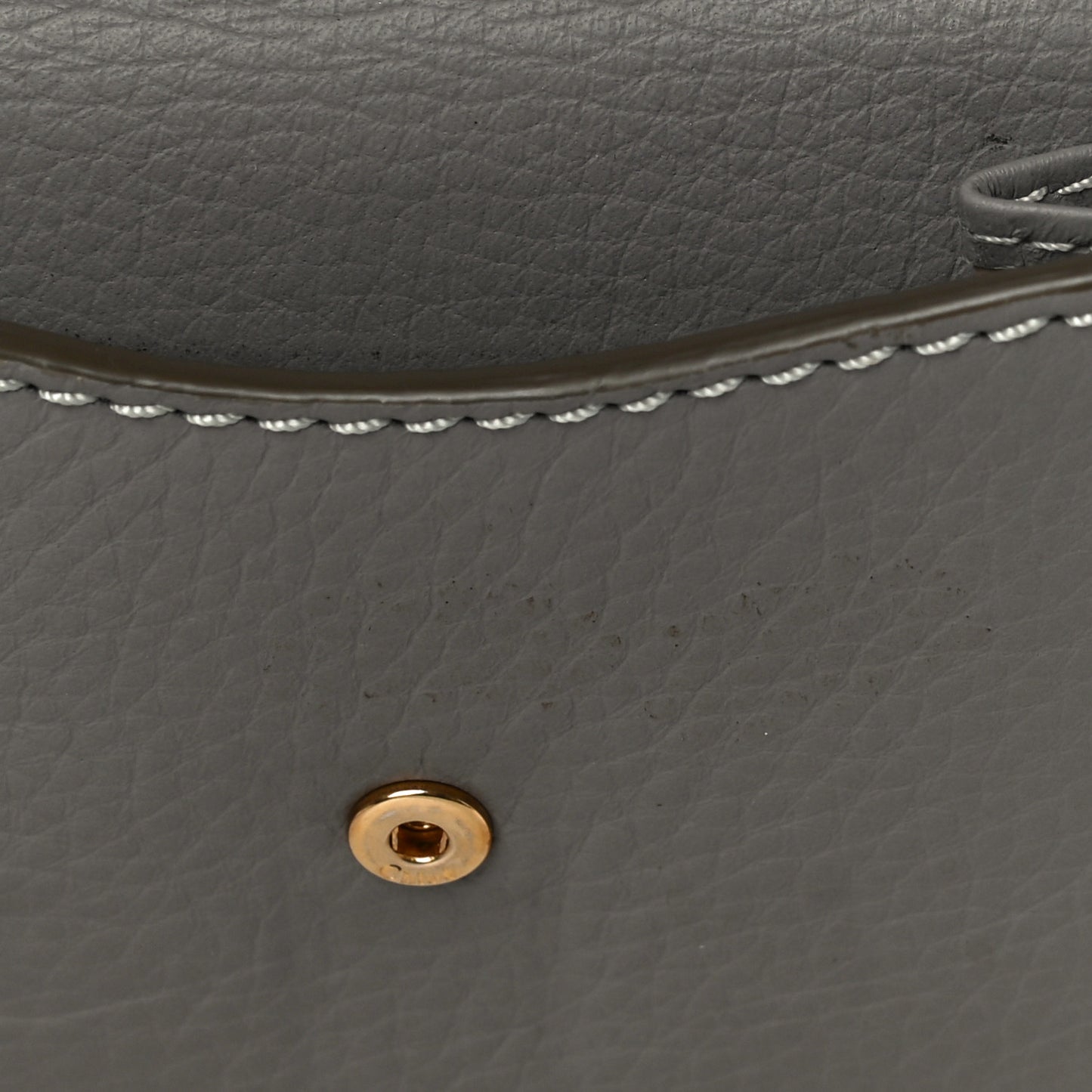 Grained Calfskin Marcie Square Wallet Cashmere Grey