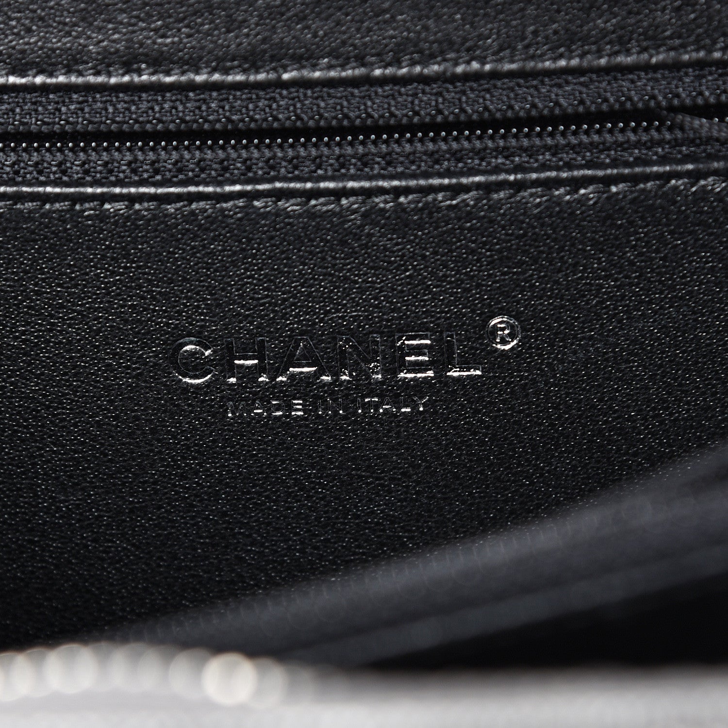 Chanel Metallic Caviar Quilted Medium CC Filigree Vanity Case Dark Silver 5 of 11