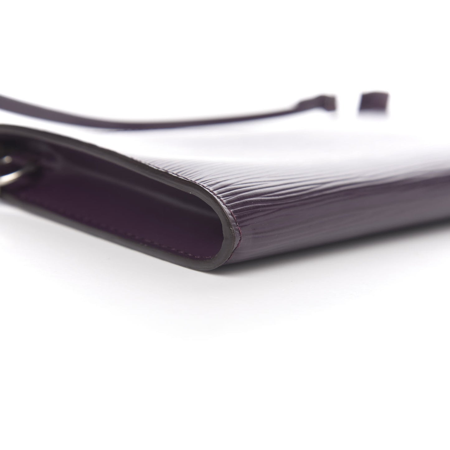 Epi Pochette Accessories 24 Cassis