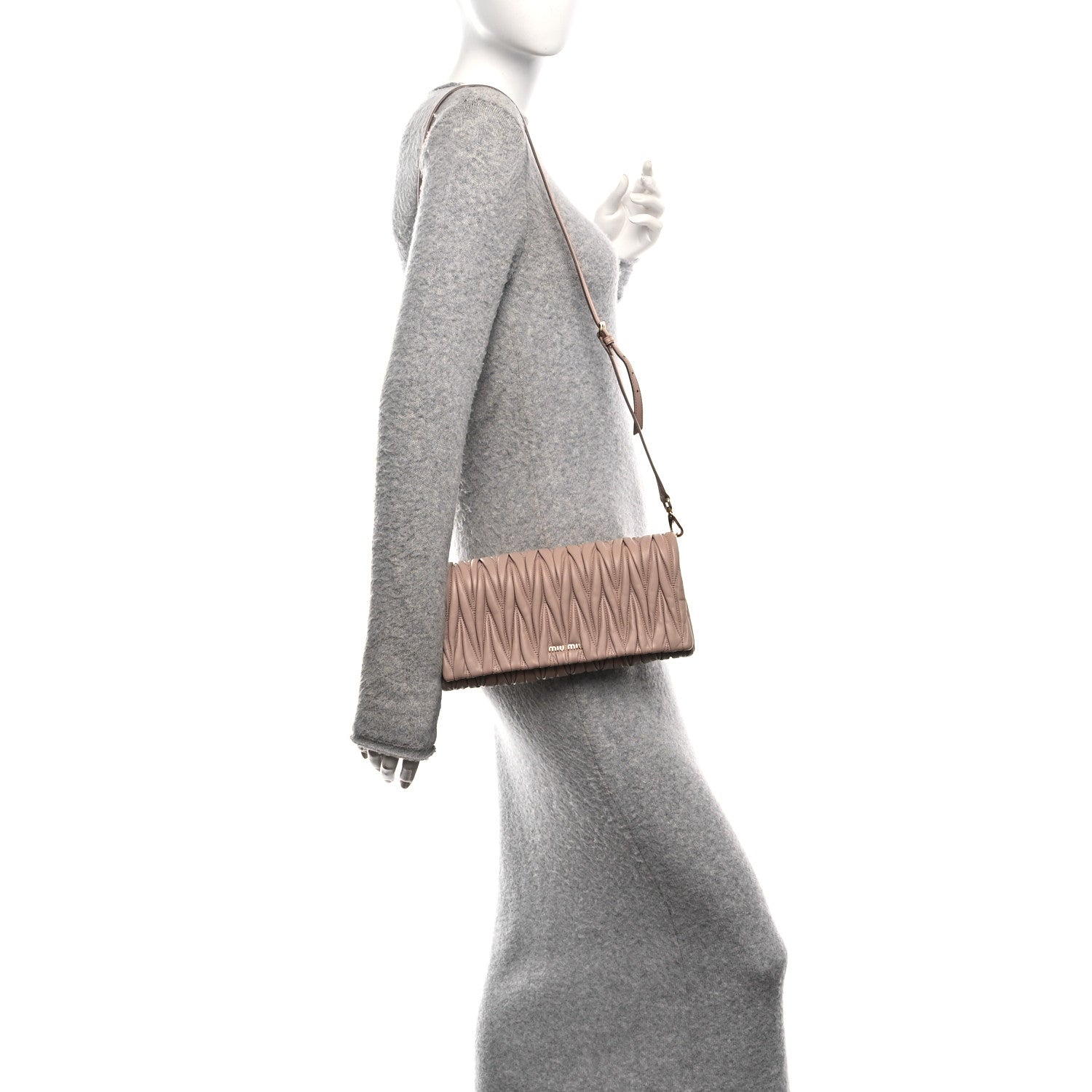 Miu Miu Nappa Matelasse Wallet On Chain Cammeo 2 of 9