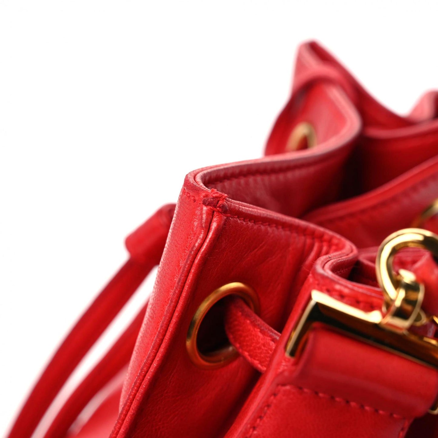 Lambskin CC Drawstring Shoulder Bag Red