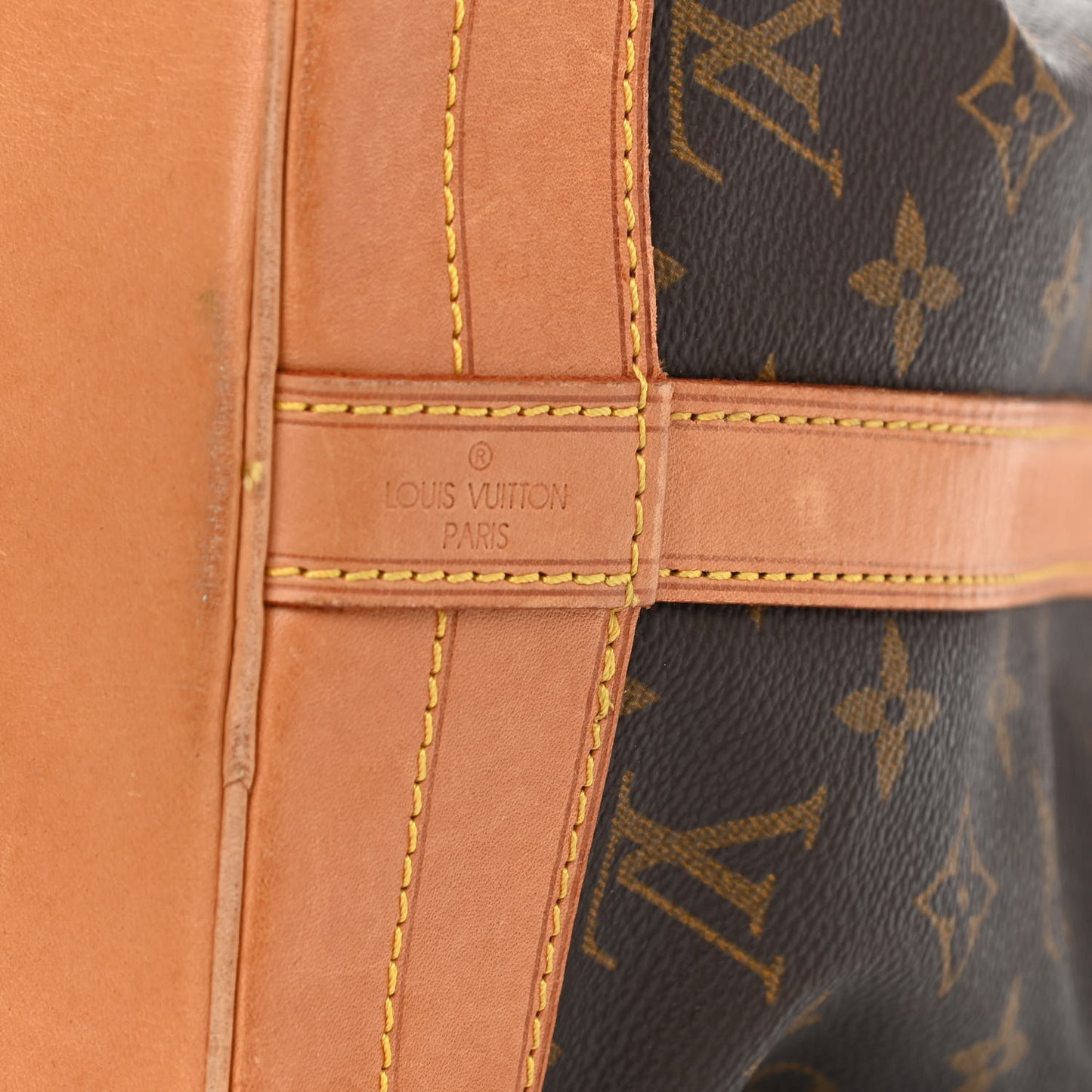 Monogram Noe