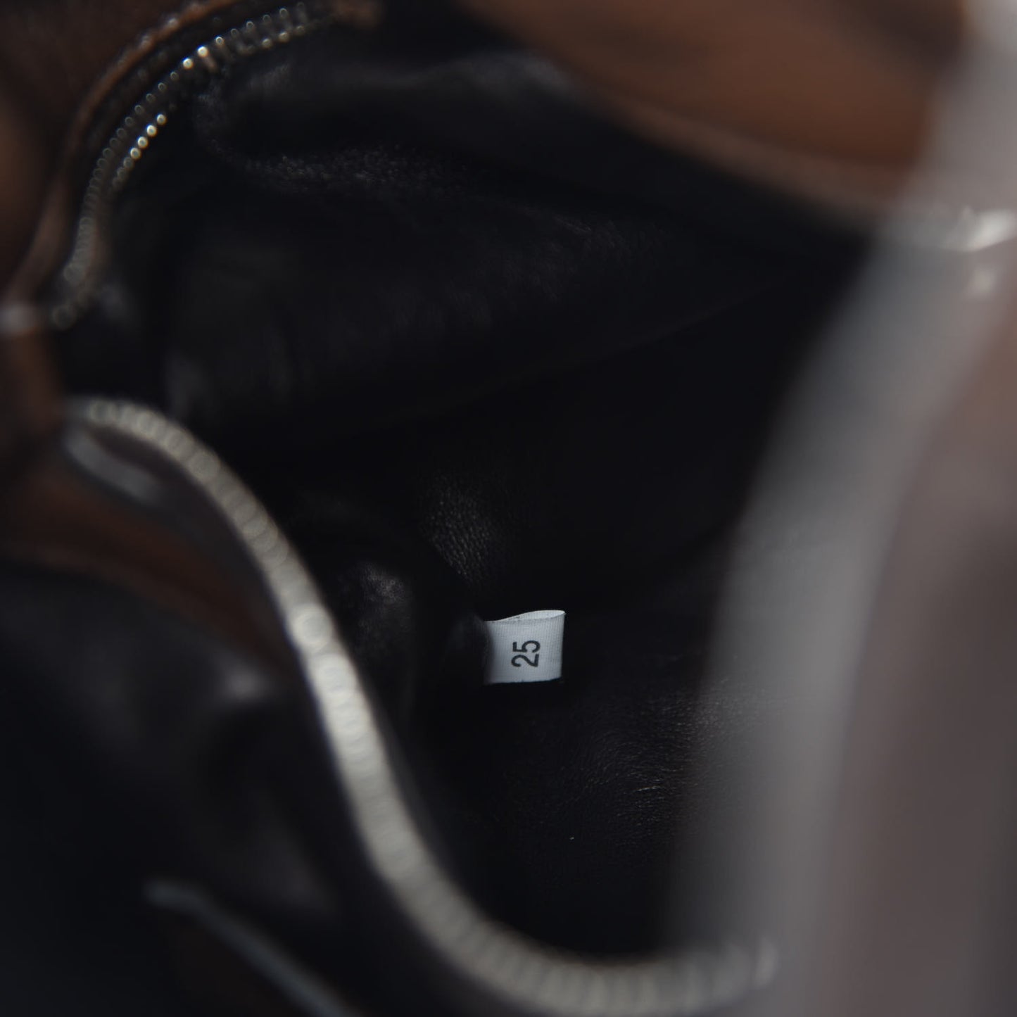 Cervo Antik Hobo Cacao