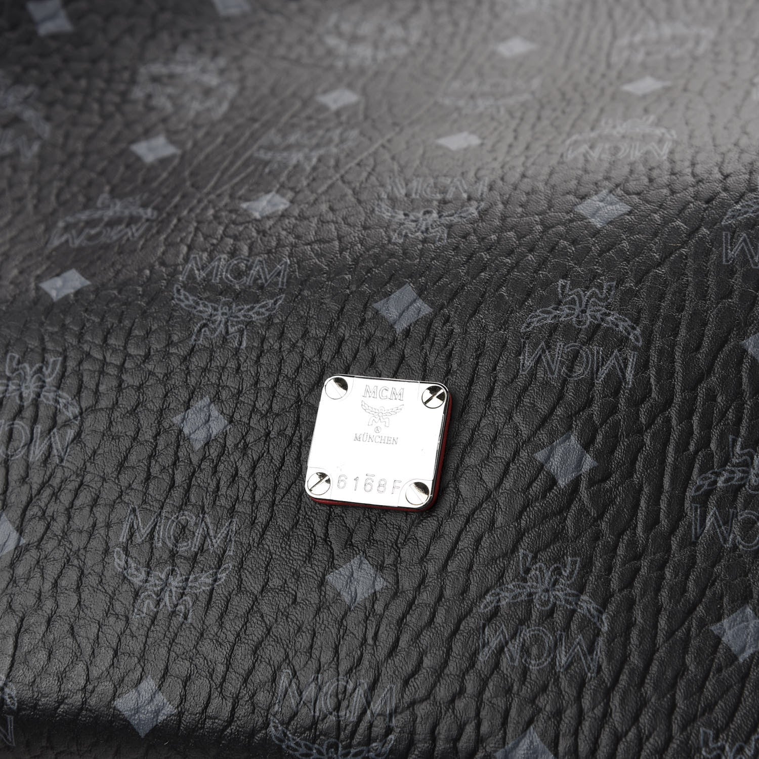 MCM Visetos Medium Klara Hobo Red Black 6 of 9