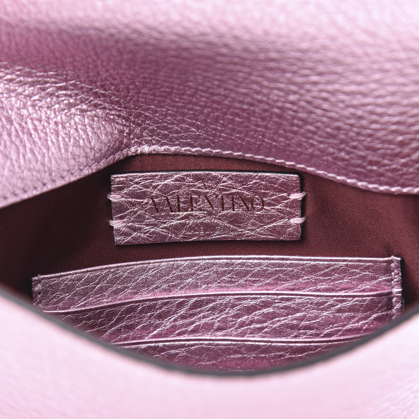 Metallic Pebbled Calfskin Medium Rockstud Envelope Flat Wristlet Pouch Giacinto
