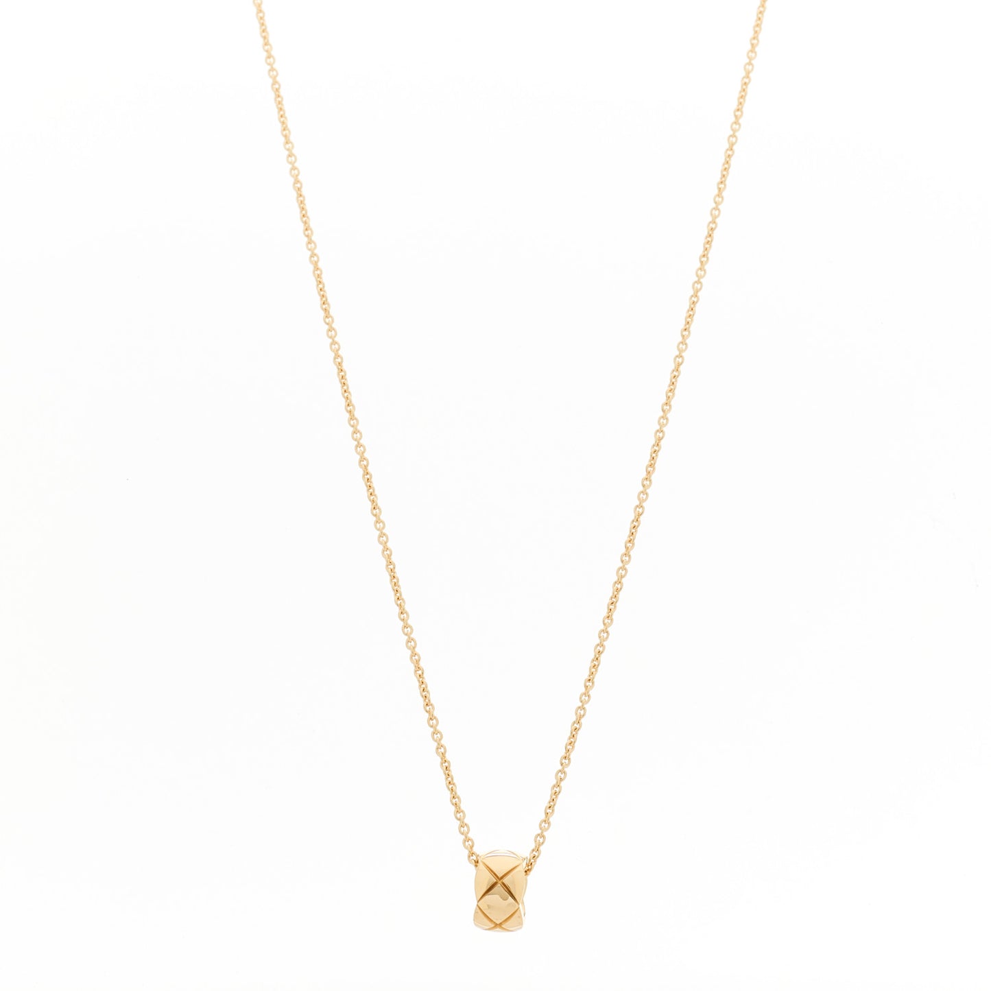 18K Yellow Gold Coco Crush Round Pendant Necklace