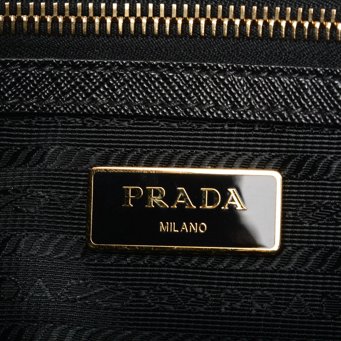Saffiano Large Galleria Double Zip Tote Black