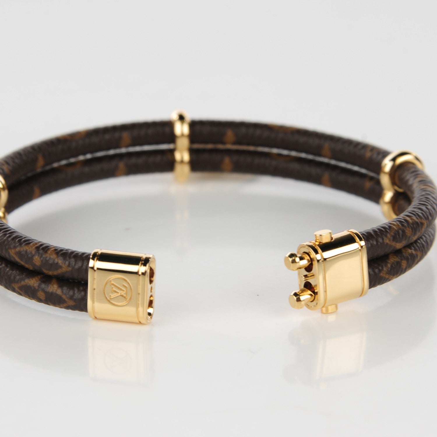 Louis Vuitton Monogram Keep It Twice Bracelet 17 6 of 7