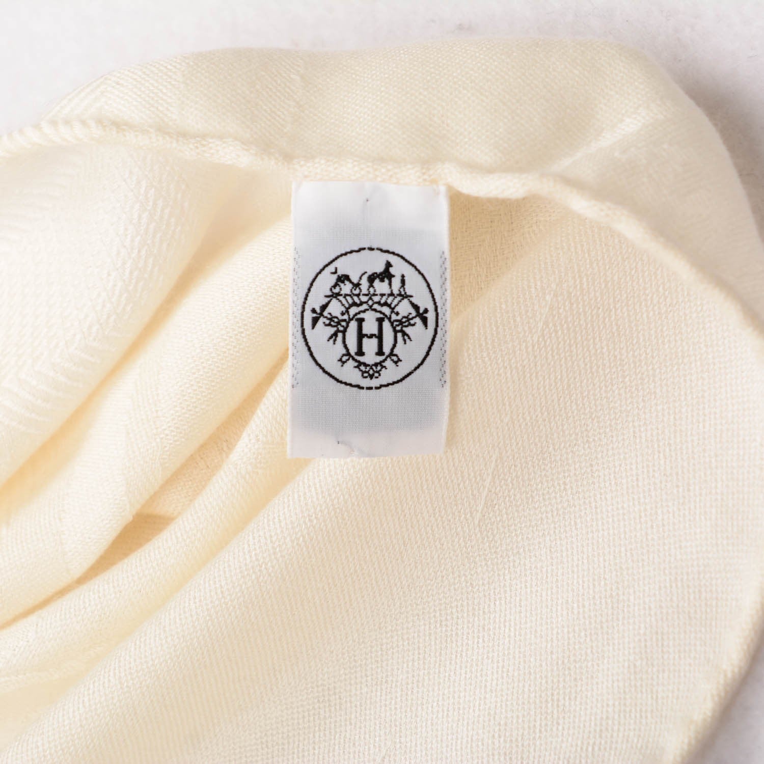 Hermes Cashmere Silk New Libris Stole Ivory 4 of 5