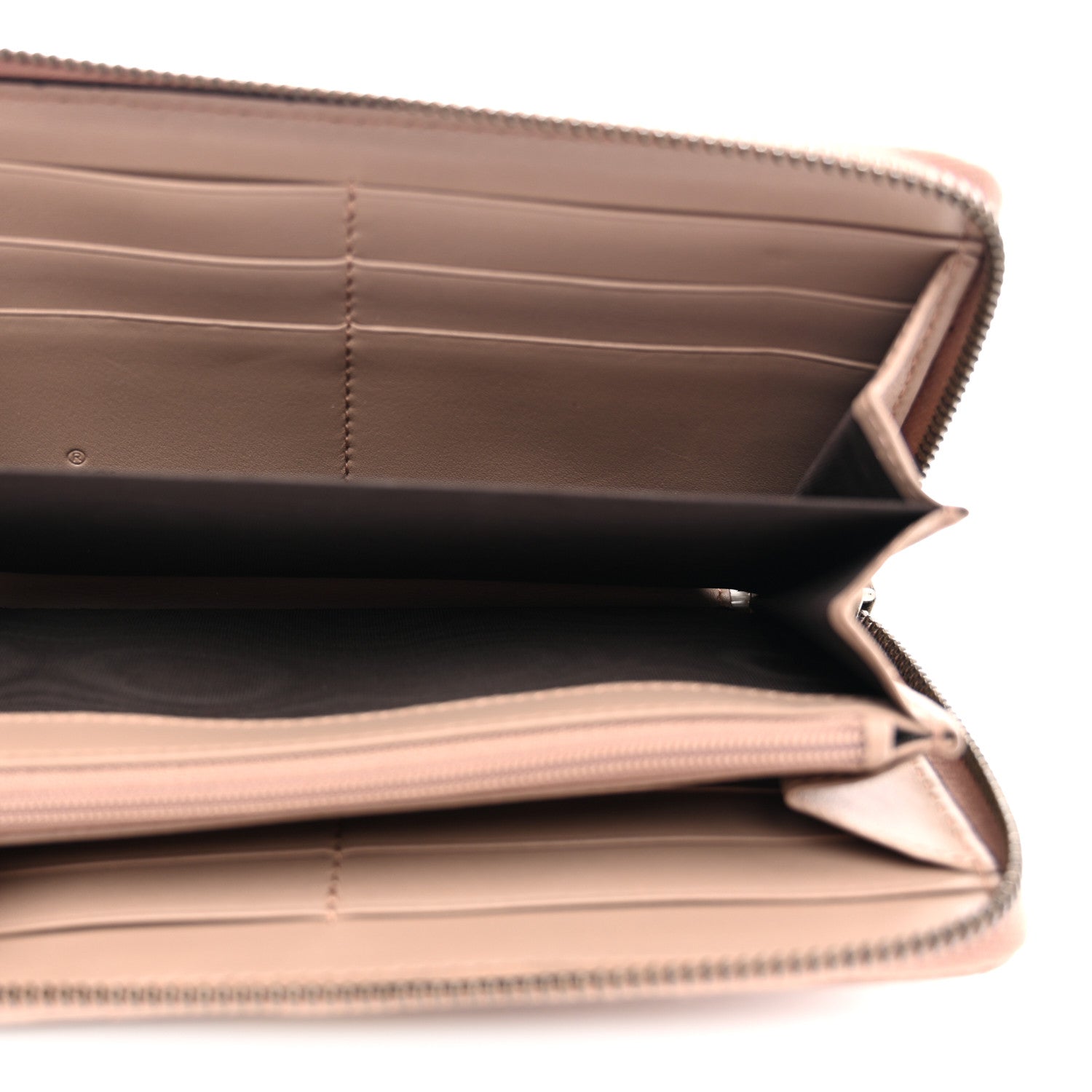 Gucci Calfskin Matelasse GG Marmont Zip Around Wallet Porcelain Rose 5 of 8