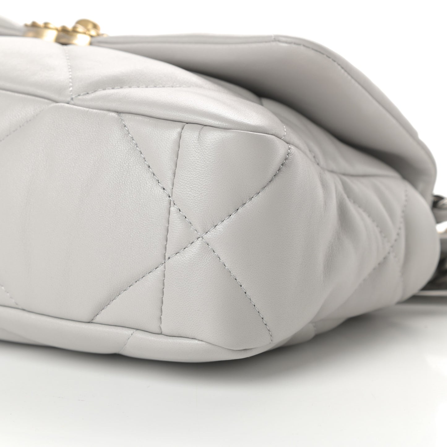 Lambskin Quilted Medium Chanel 19 Flap Grey