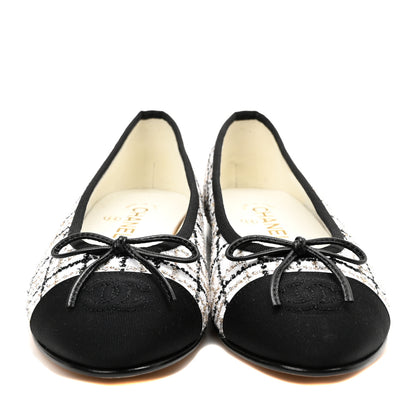 Chanel Tweed Grosgrain Cap Toe Ballerina Flats 37.5 White Gold Black 3 of 8
