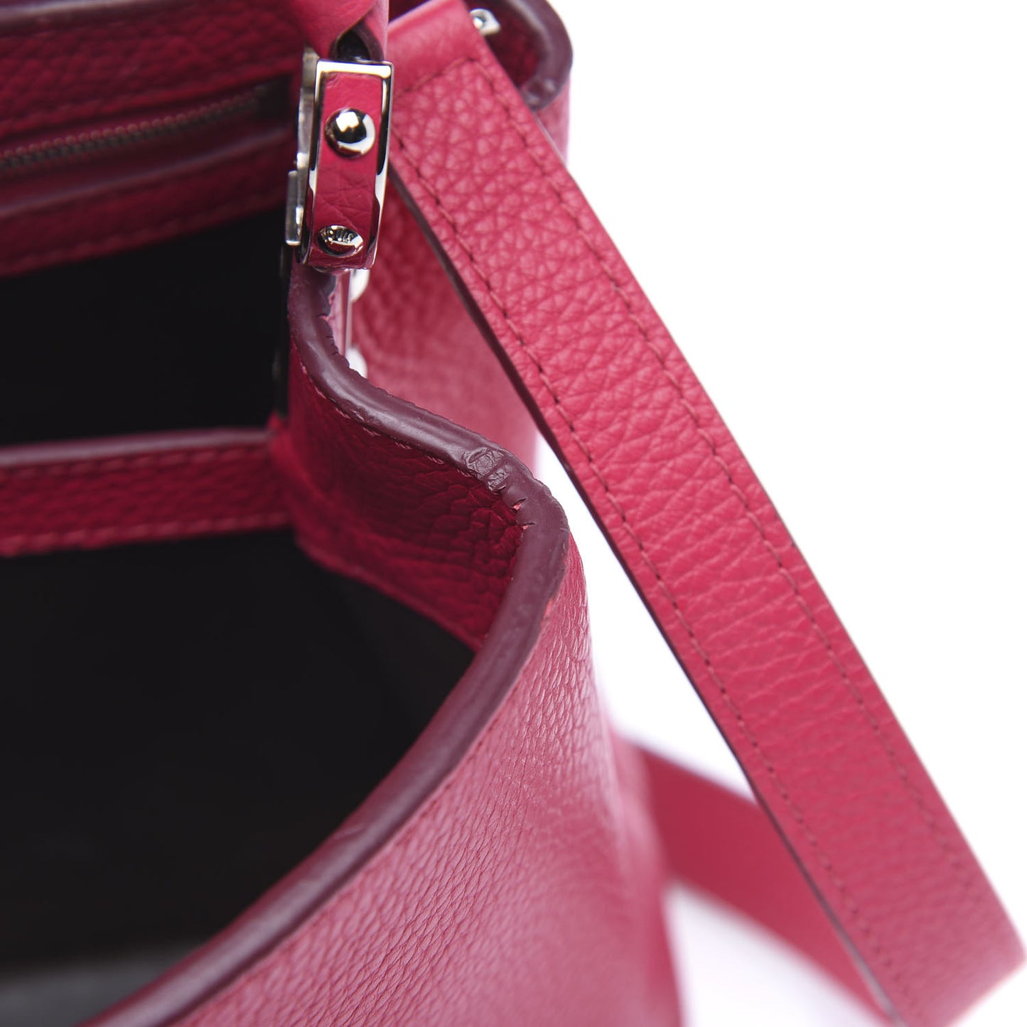 Taurillon Capucines BB Fuchsia