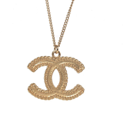 Chanel CC Necklace Matte Gold 4 of 5