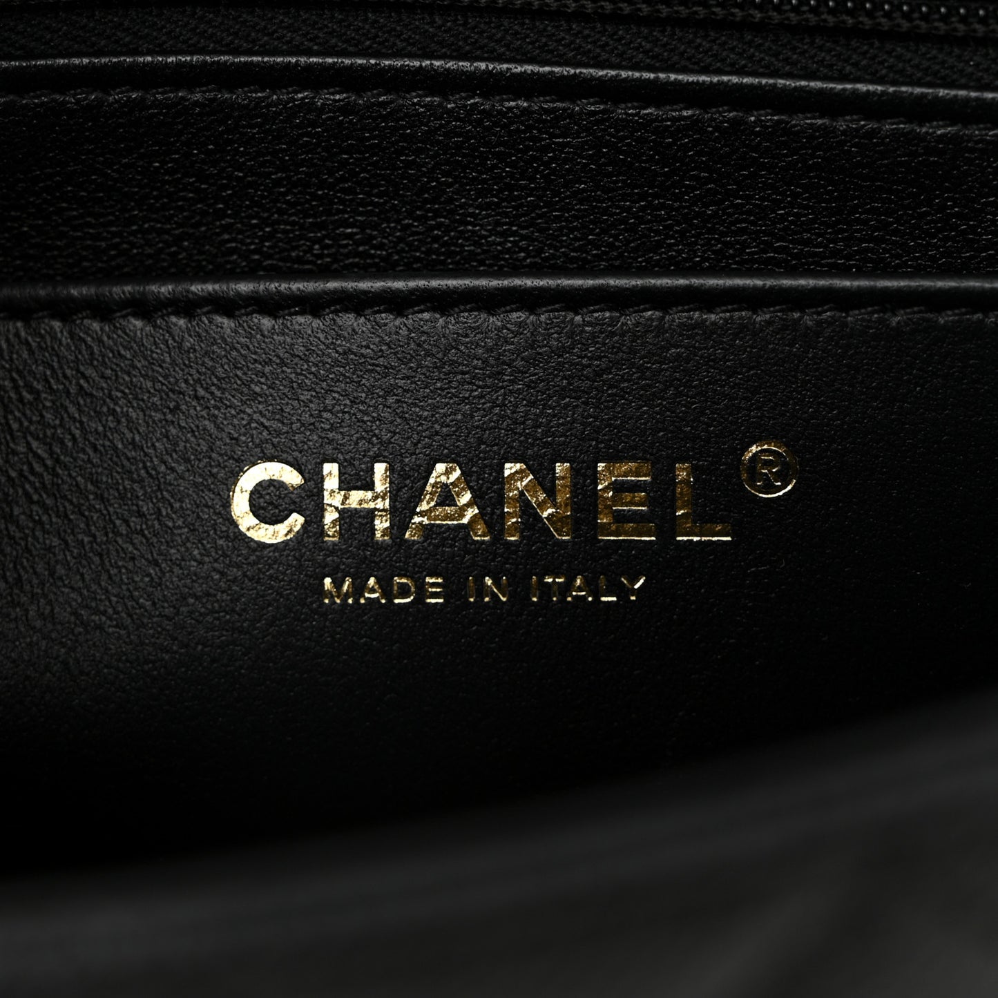 Caviar Quilted Small Handy CC Flap Black