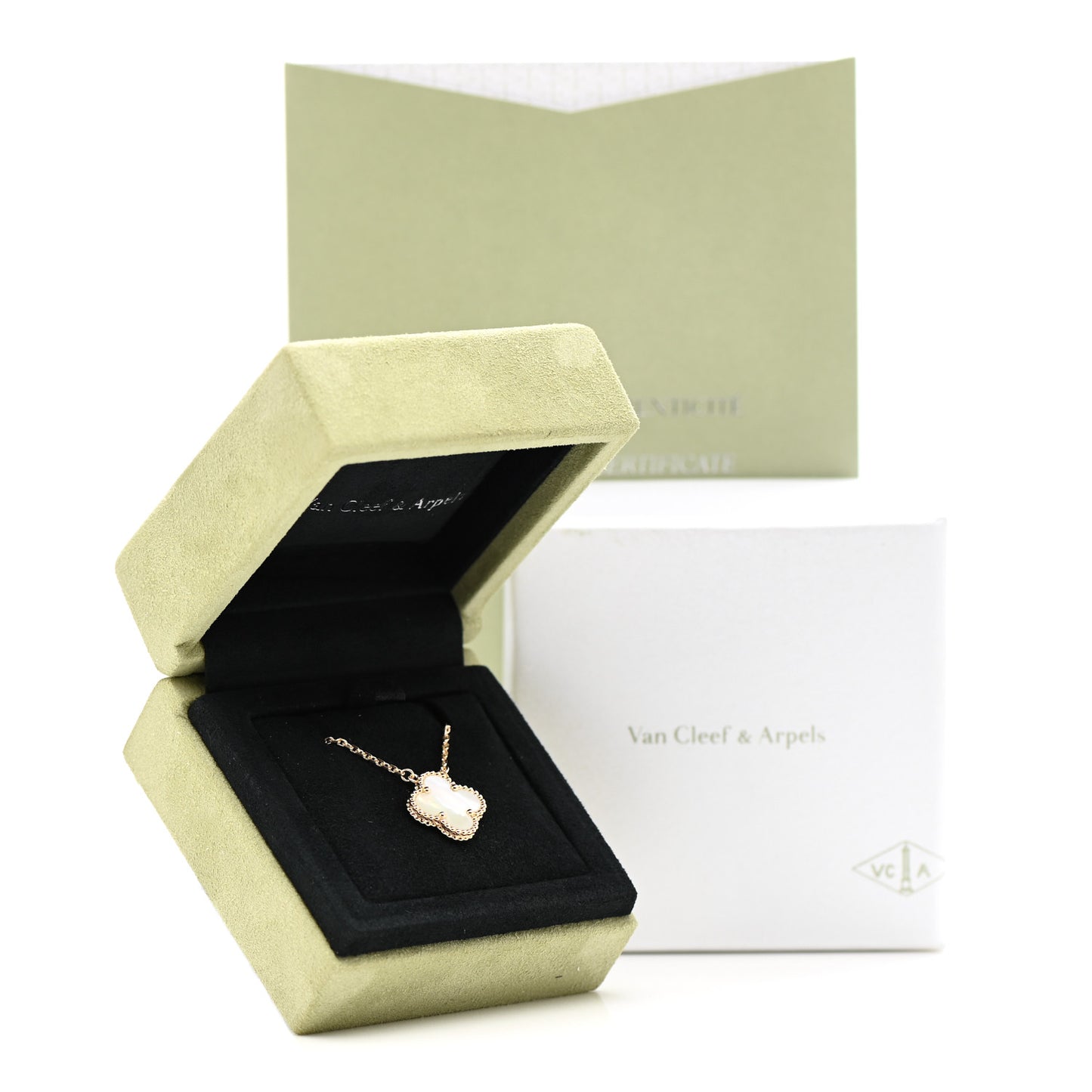 18K Yellow Gold Mother of Pearl Vintage Alhambra Pendant Necklace