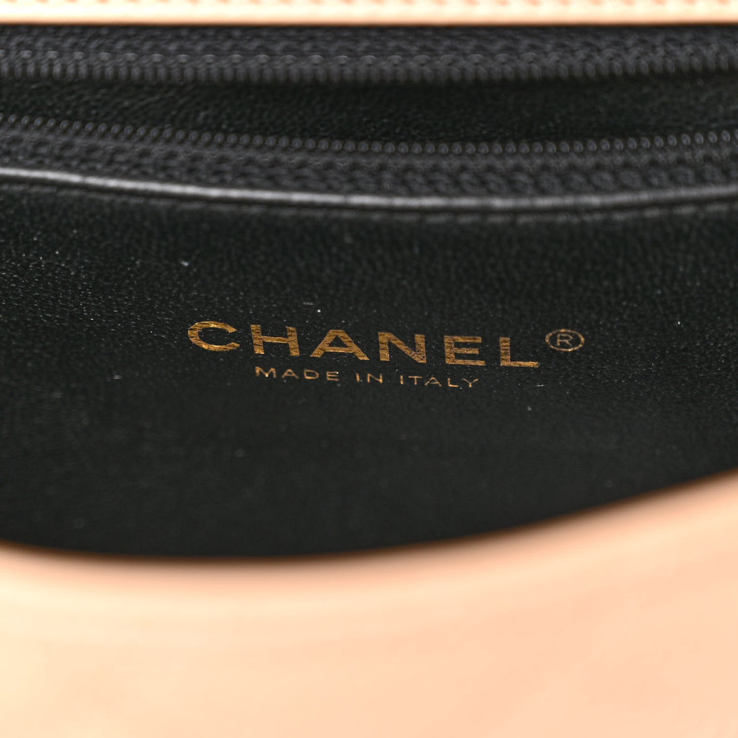 Caviar Quilted Small CC Filigree Flap Beige Black