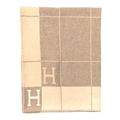 Hermes Wool Cashmere Avalon III Blanket Coco Camomille 2 of 3