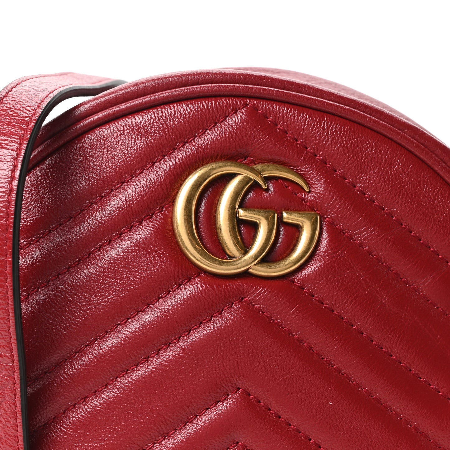 Glazed Calfskin Matelasse Heart Mini GG Marmont Round Shoulder Bag Romantic Cerise