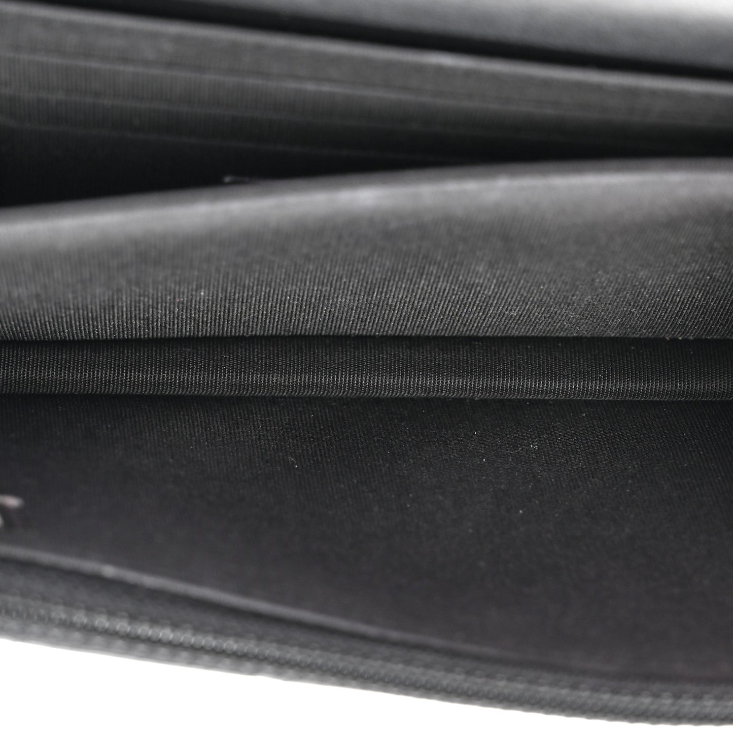 Calfskin Quilted Mini Maxi Pearls Wallet On Chain WOC Black