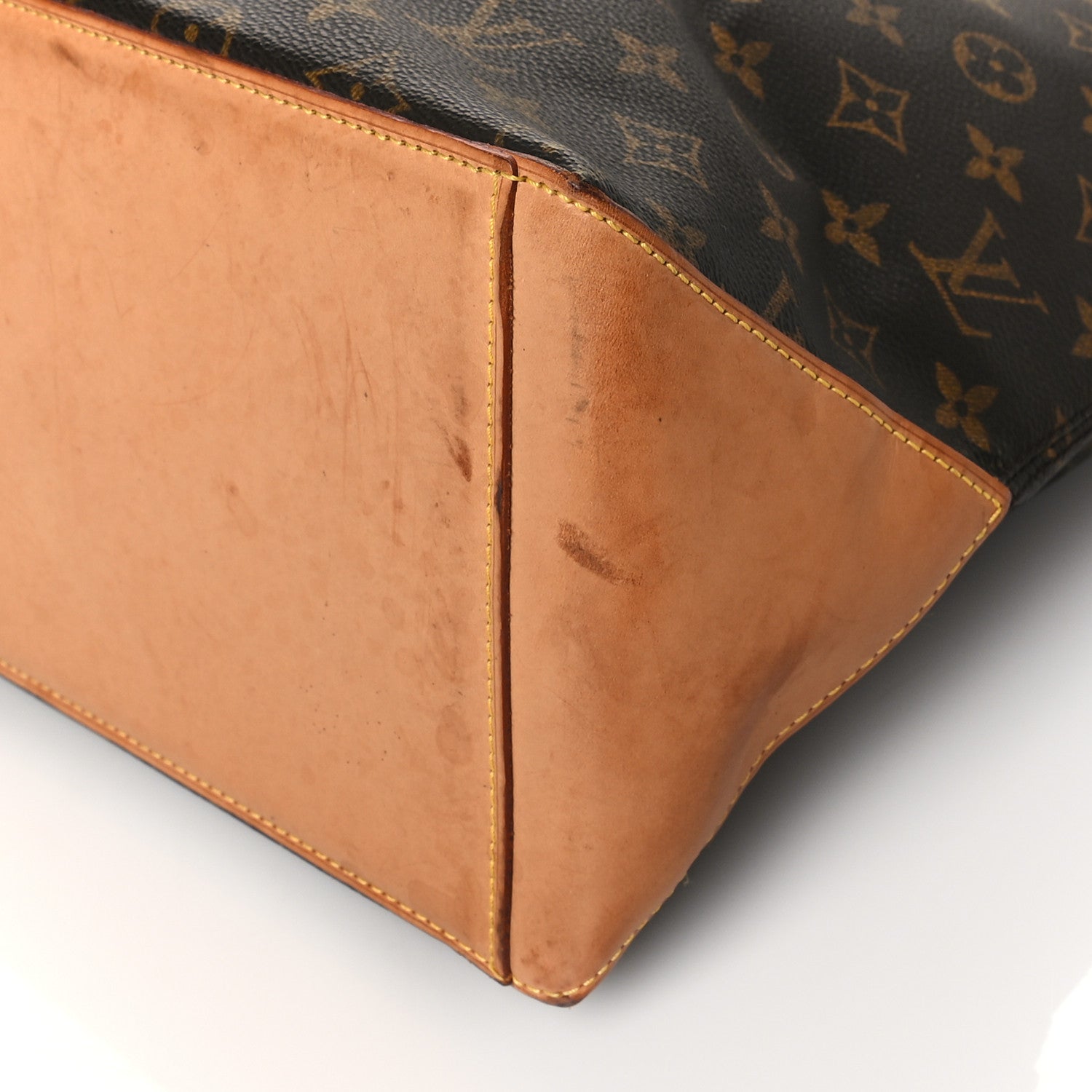 Louis Vuitton Monogram Cabas Mezzo 9 of 10
