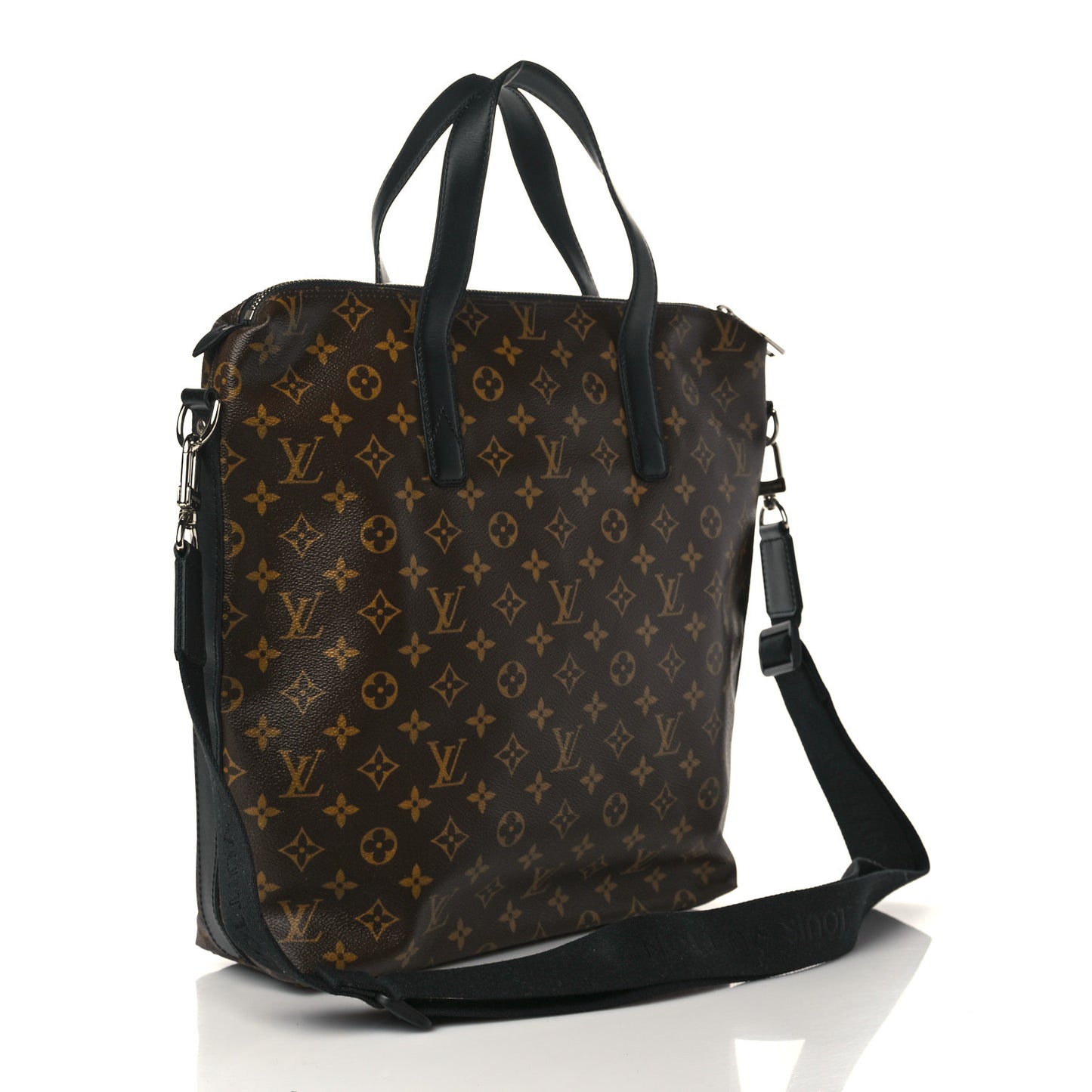 Monogram Macassar Kitan