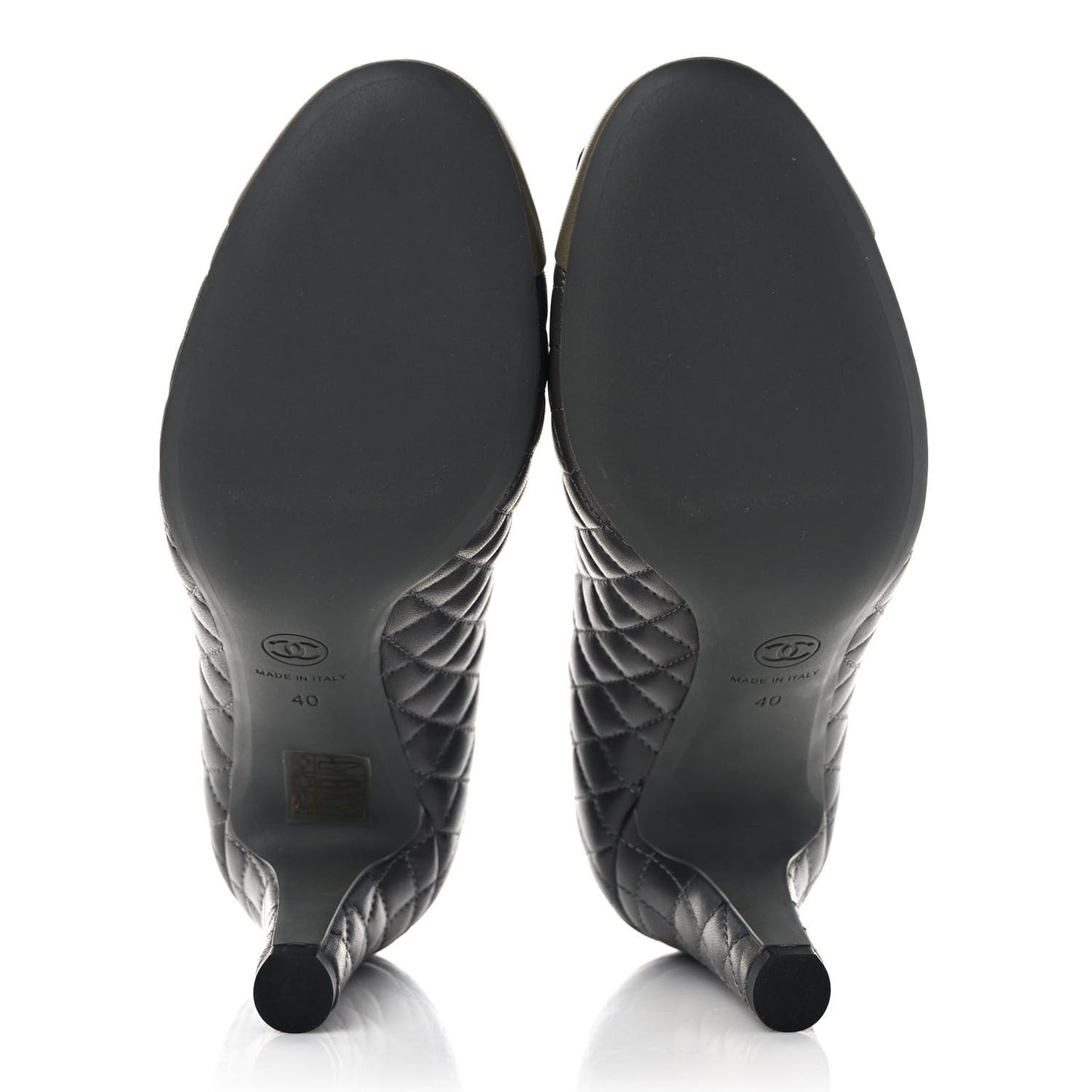 Lambskin Quilted Camellia Pumps 40 Grey