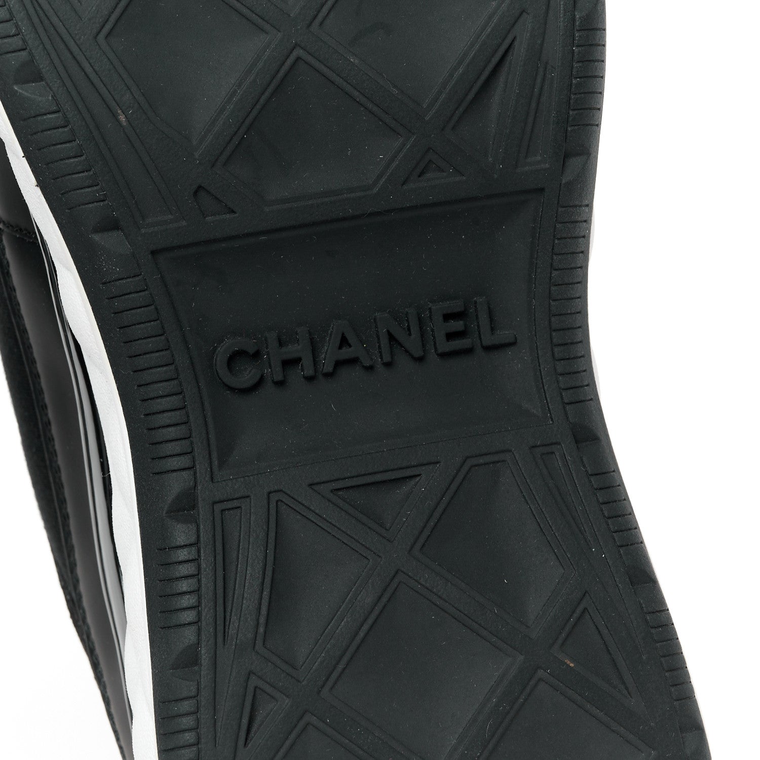 Chanel Velvet Calfskin Mixed Fibers CC Sneakers 40.5 Black 7 of 10