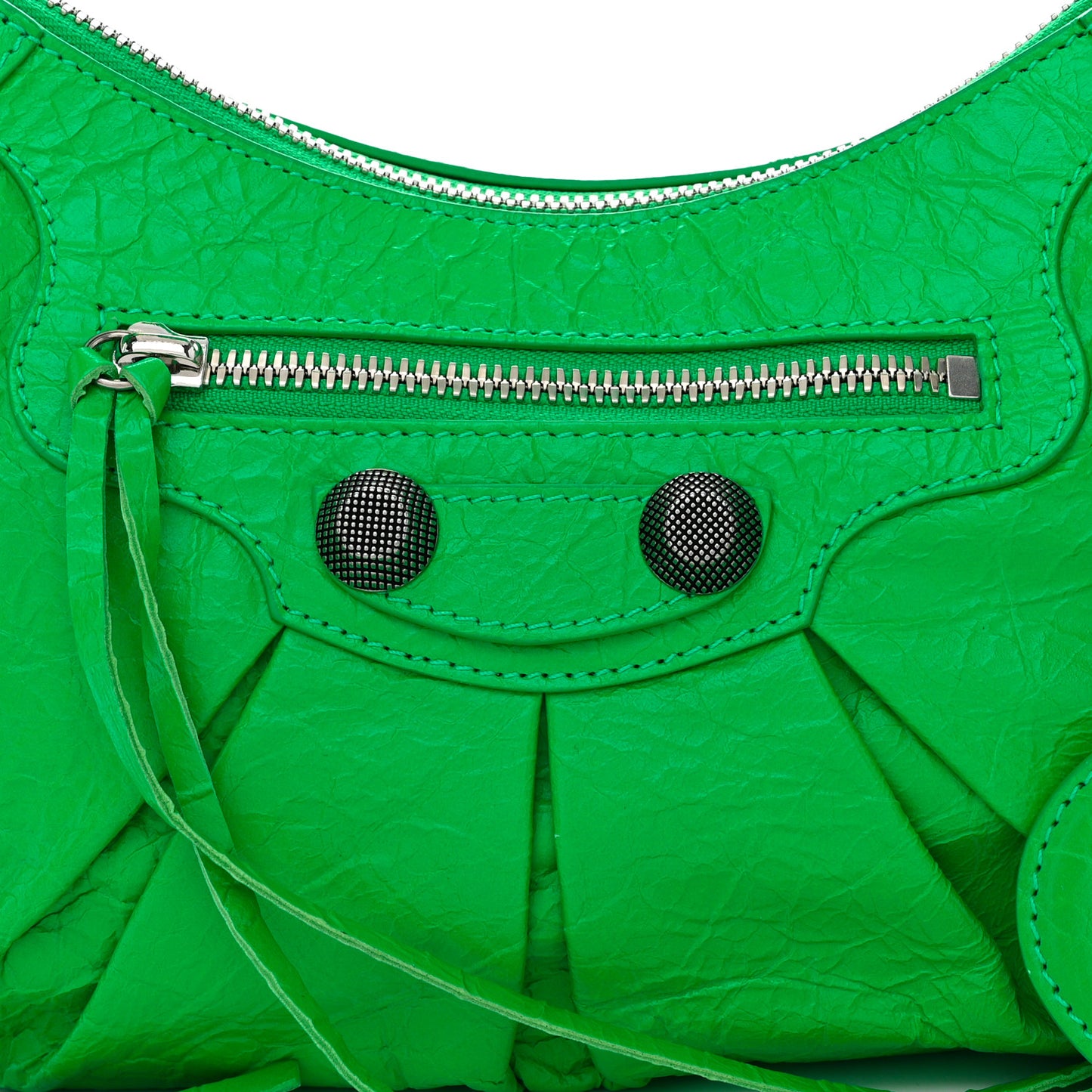 Agneau Arena Small Le Cagole Shoulder Bag Vivid Green