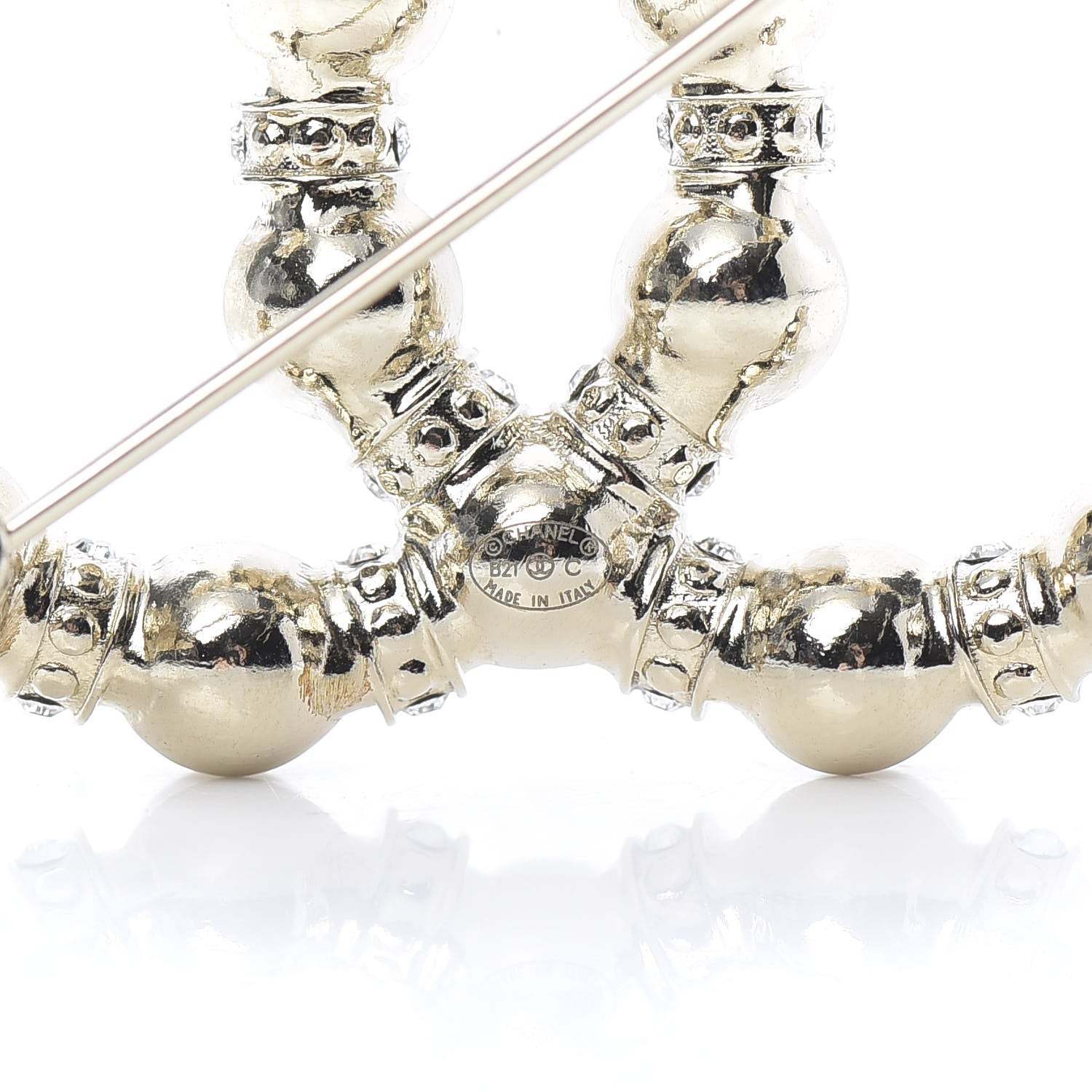 Chanel Pearl Crystal Nefertiti CC Brooch Gold 4 of 5