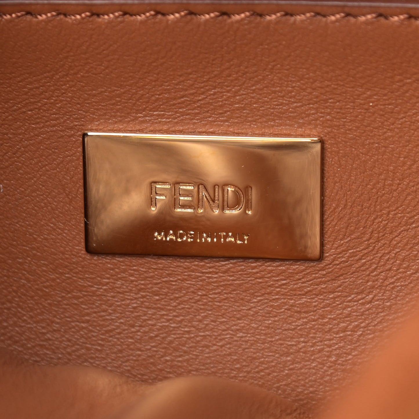 Chamois XS Peekaboo Iconic Satchel Cuoio
