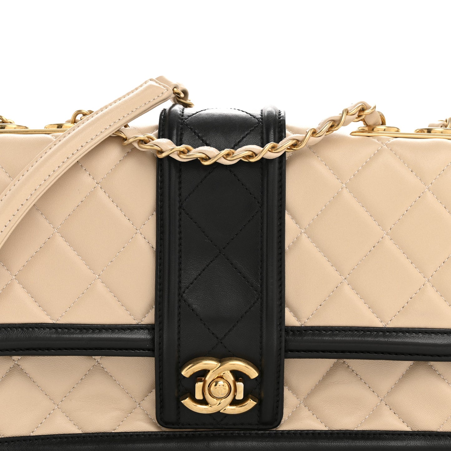 Lambskin Quilted Medium Elegant CC Flap Beige Black