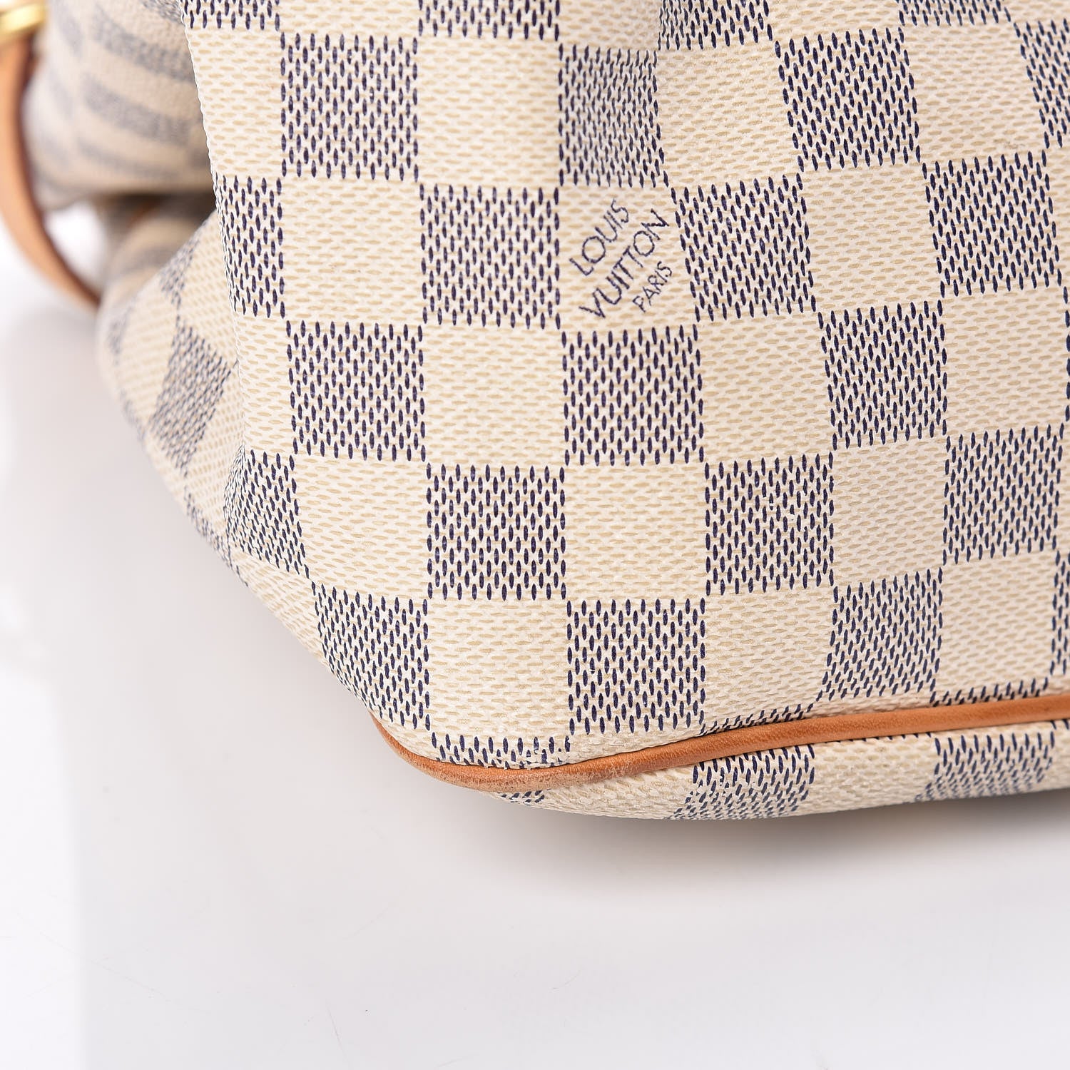 Louis Vuitton Damier Azur Batignolles Horizontal 20 of 22
