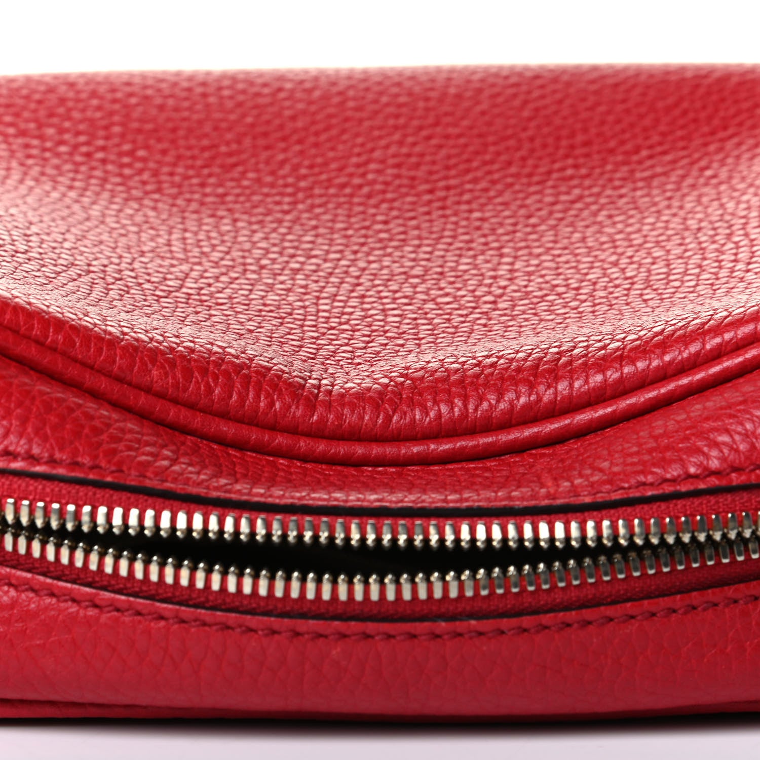 Gucci Pebbled Calfskin Small Soho Disco Bag Tabasco Red 6 of 6