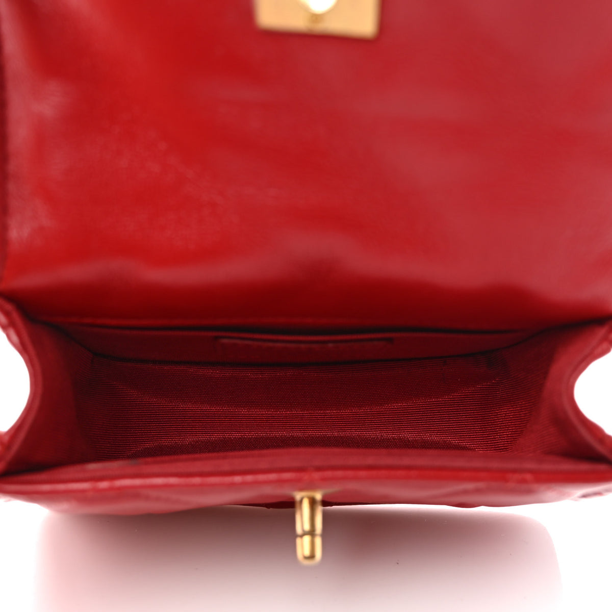 Shiny Lambskin Quilted Extra Mini Flap Red
