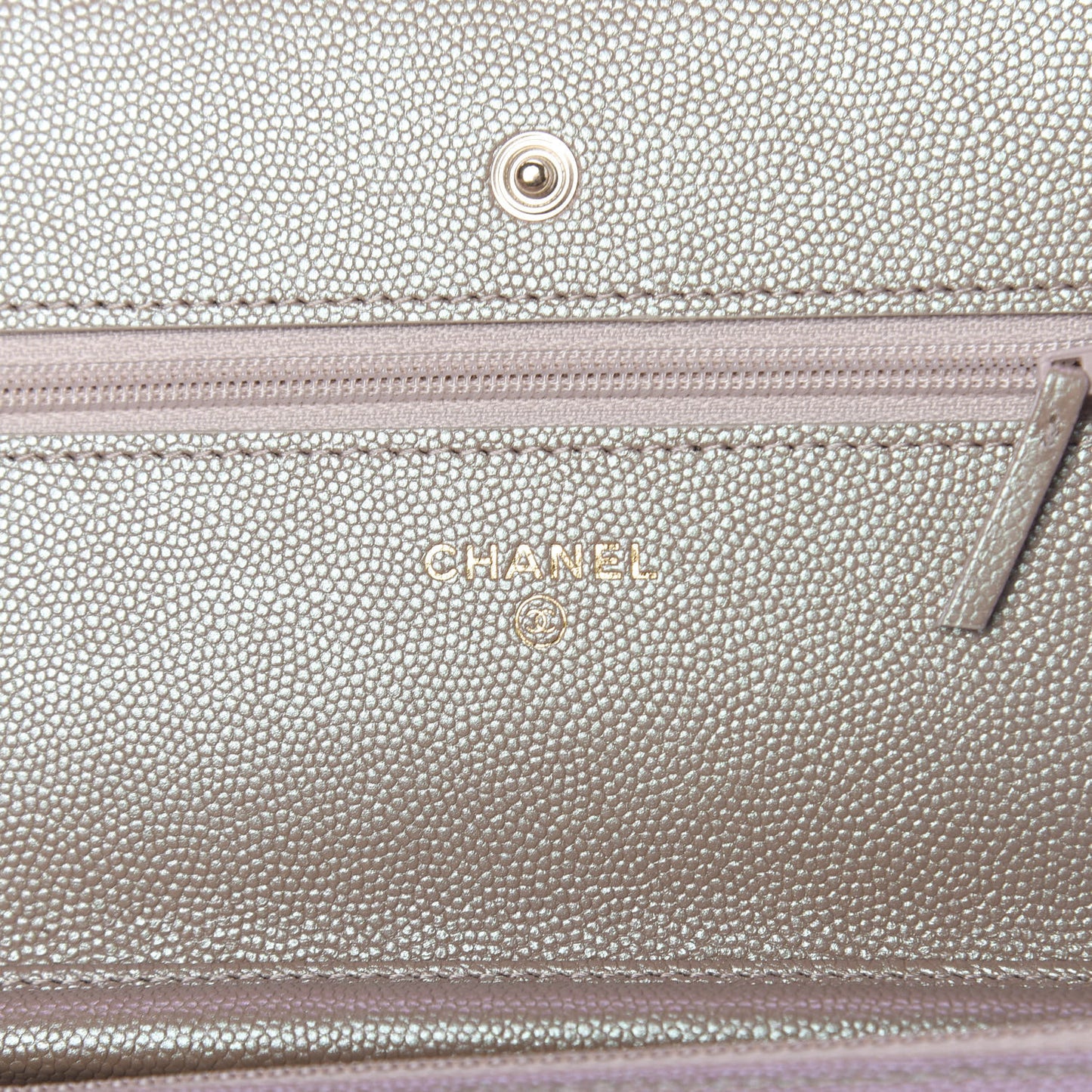 Iridescent Caviar Quilted Wallet On Chain WOC Beige